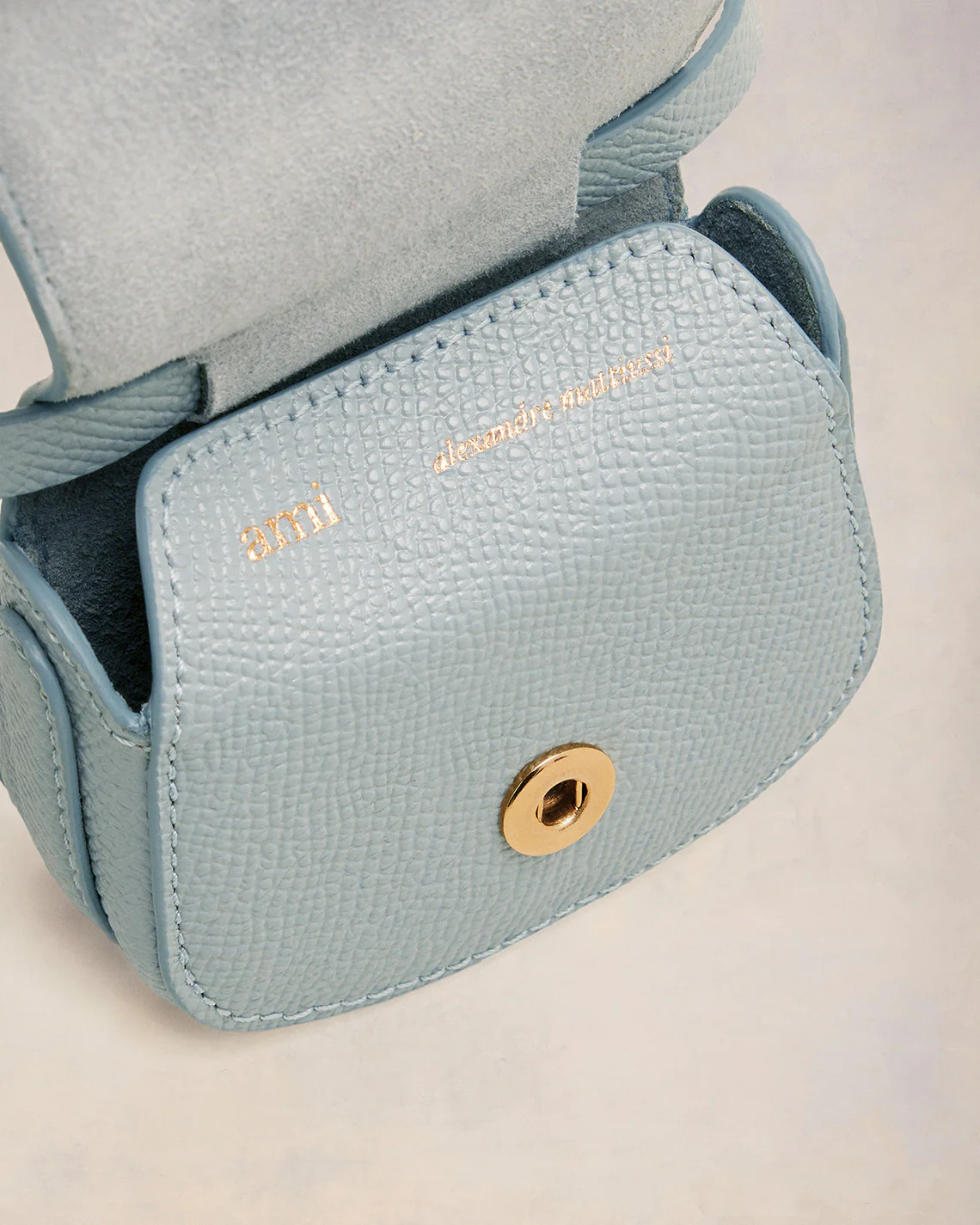 Paris Paris Airpods Case