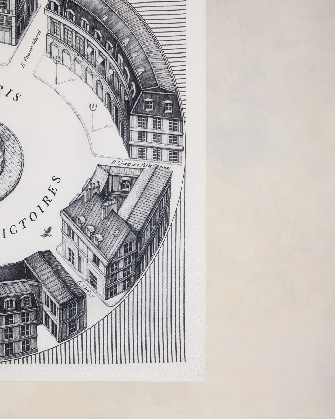 Place Des Victoires Scarf