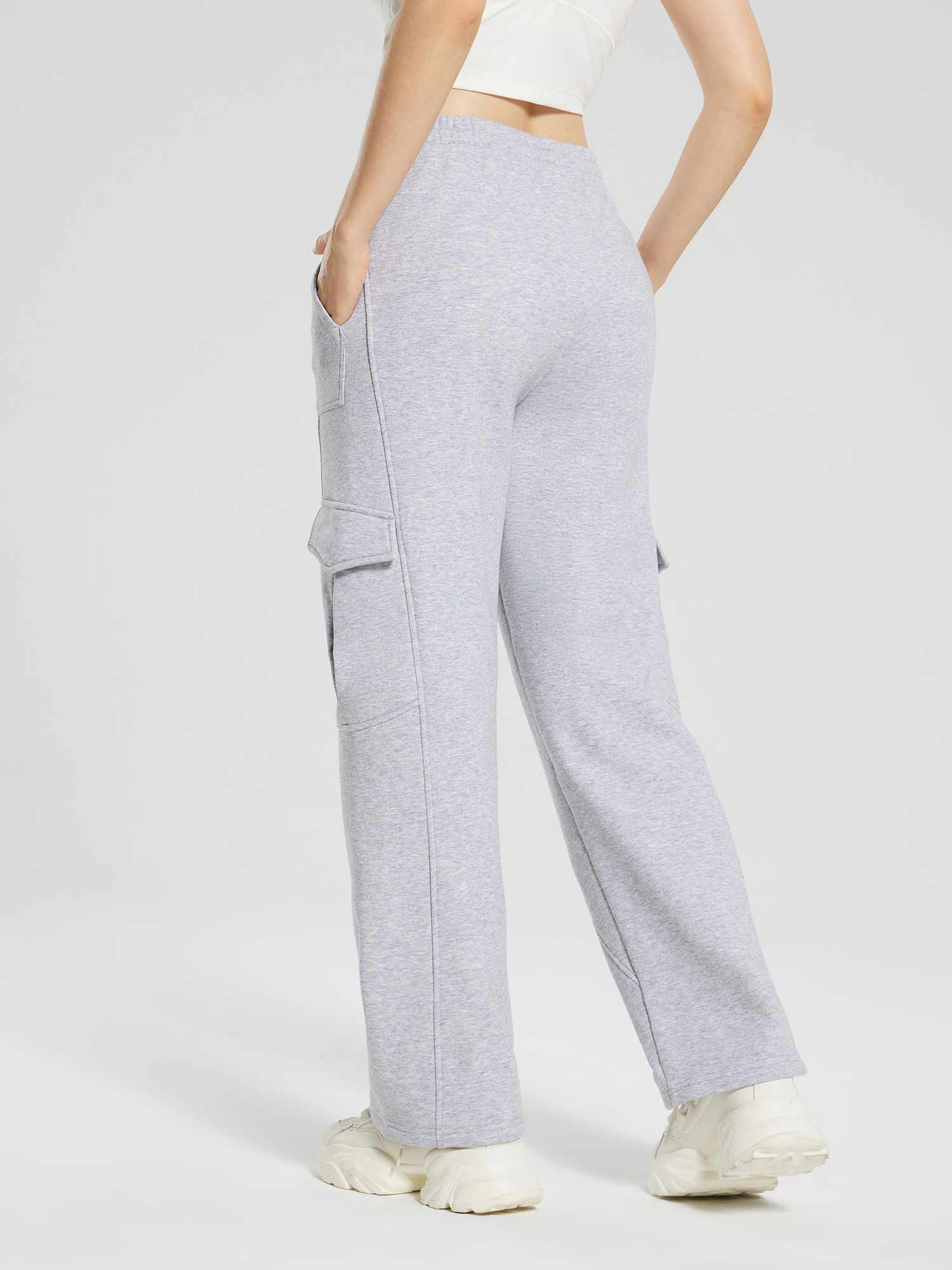 Evergreen Fleece Multi-Pocket Cargo Pants