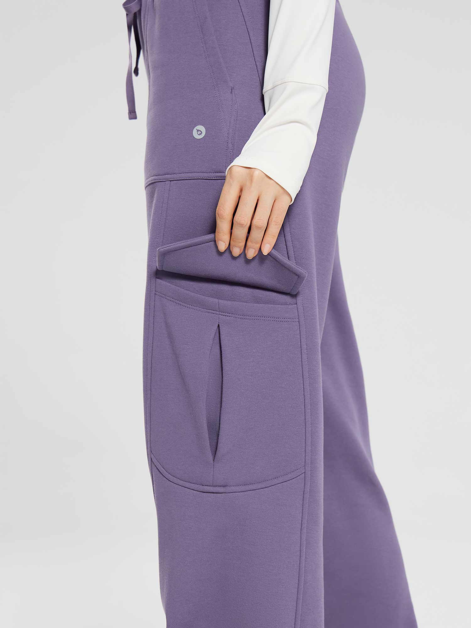 Evergreen Fleece Multi-Pocket Cargo Pants