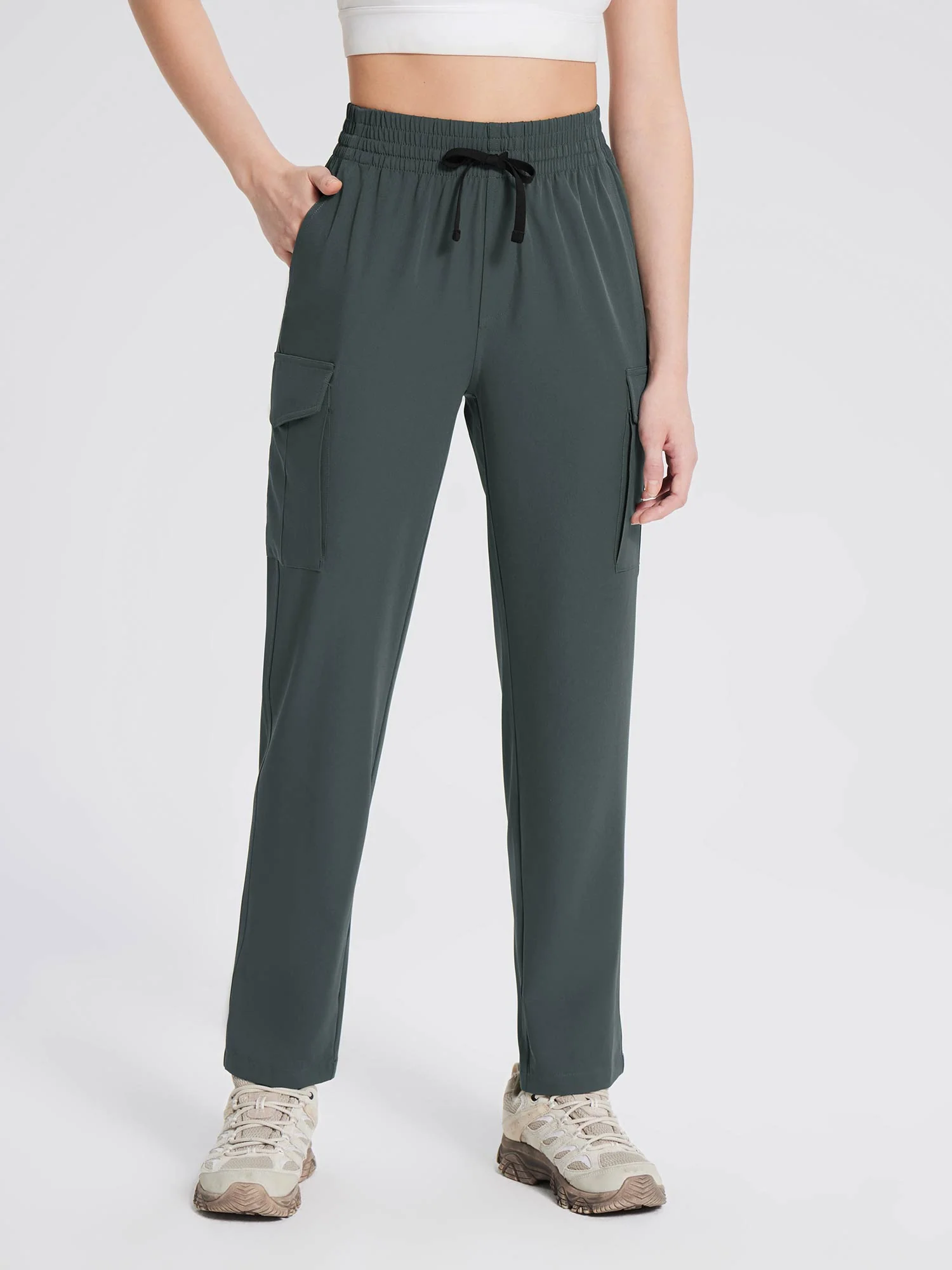 Laureate Utility Big Pocket Straight-Leg Pants