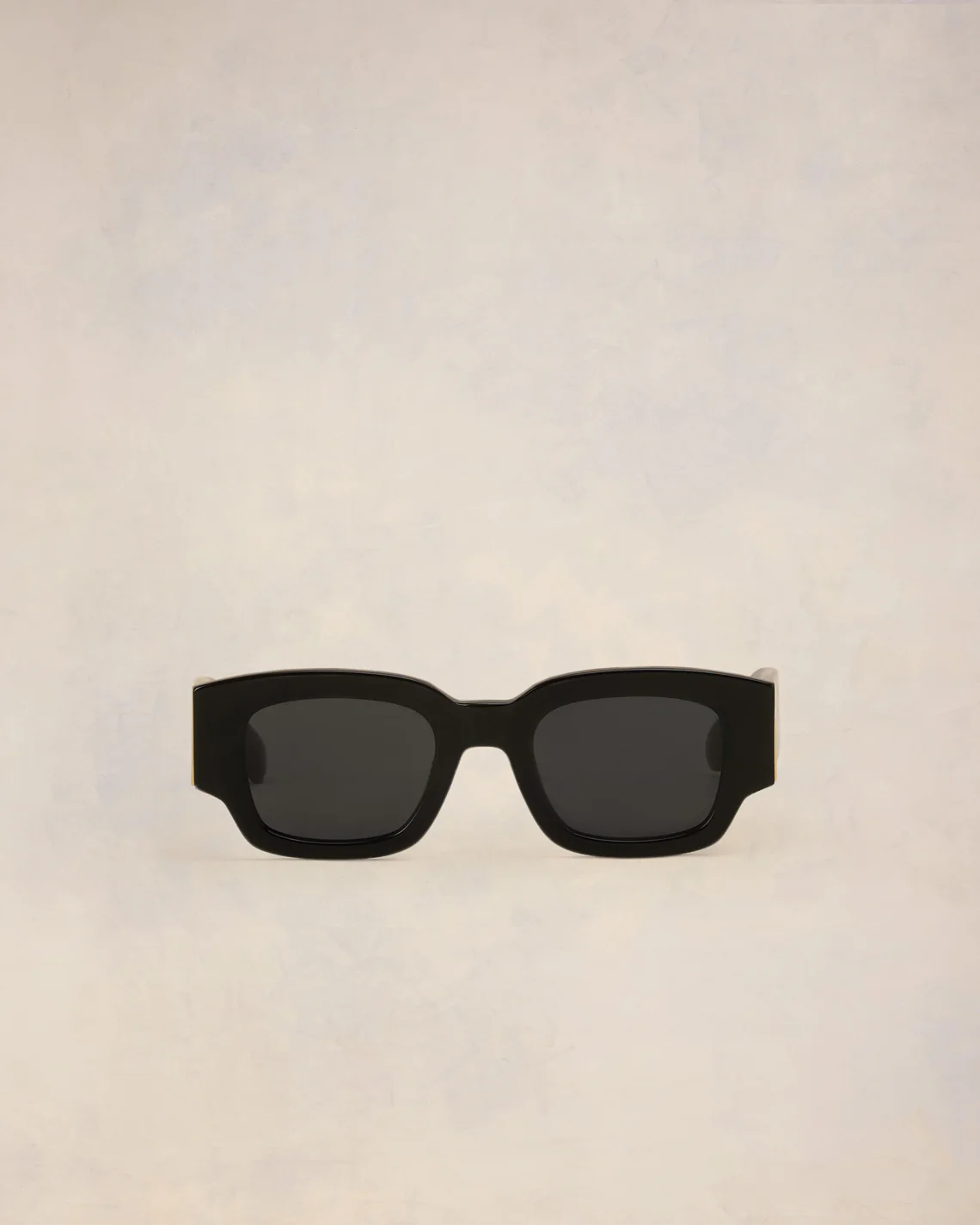 Classical Ami de Coeur Sunglasses