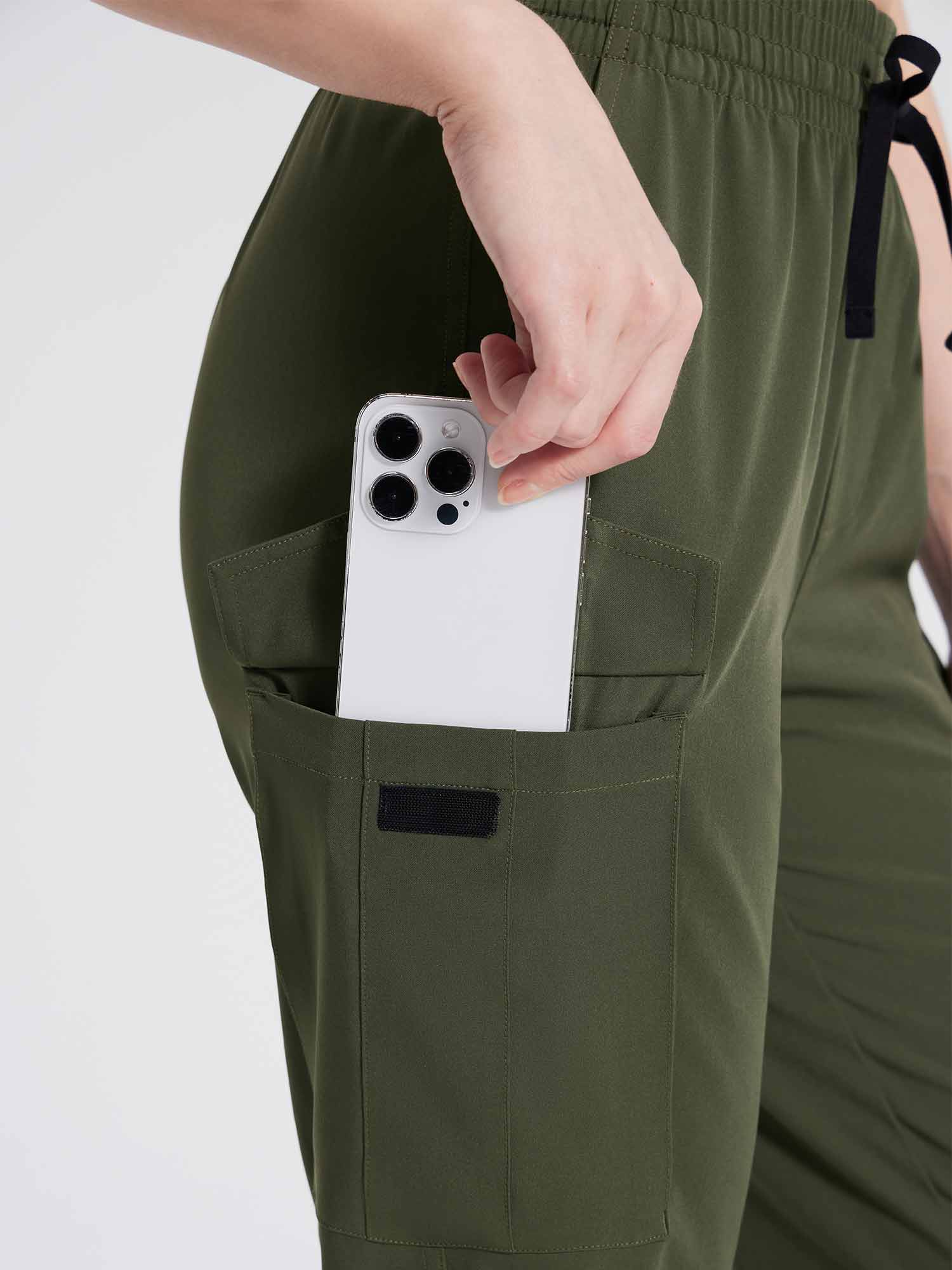 Laureate Utility Big Pocket Straight-Leg Pants