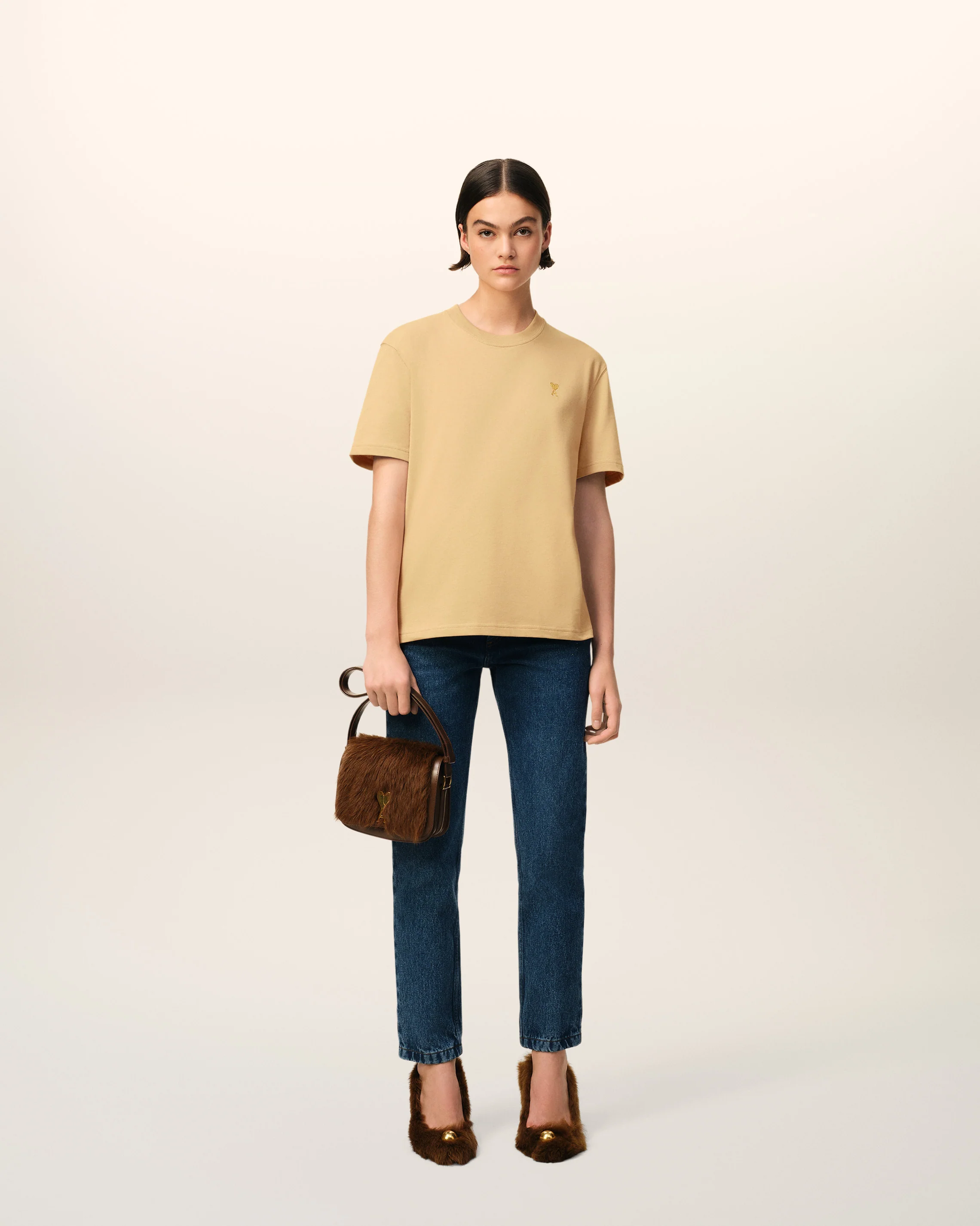 T-shirt With Golden Ami de Coeur Pin