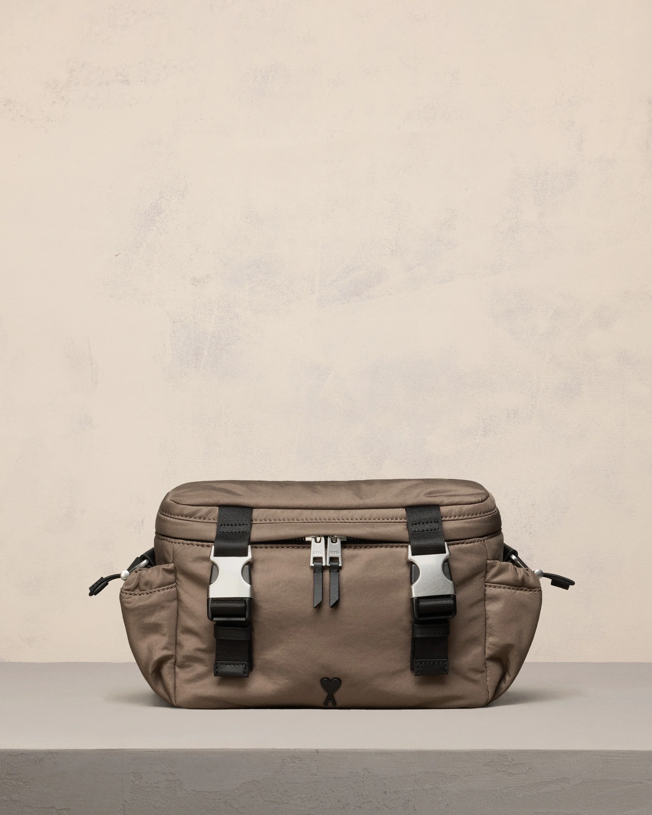 Ami de Coeur Messenger Bag