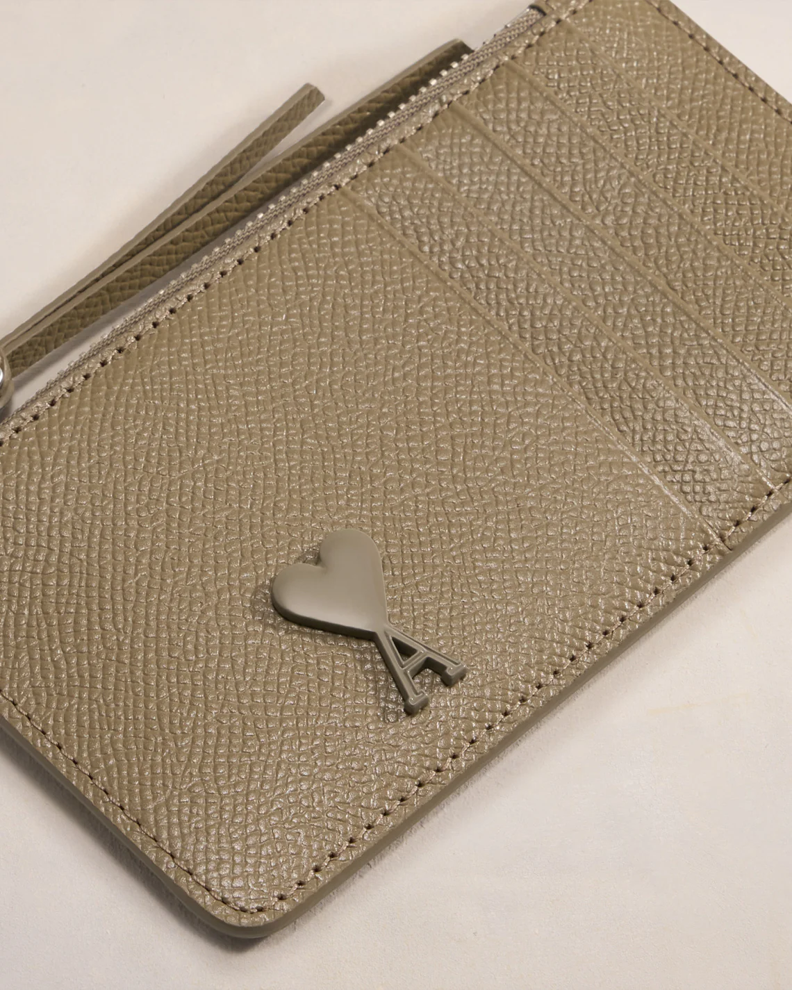 Ami de Coeur Zipped Card Holder