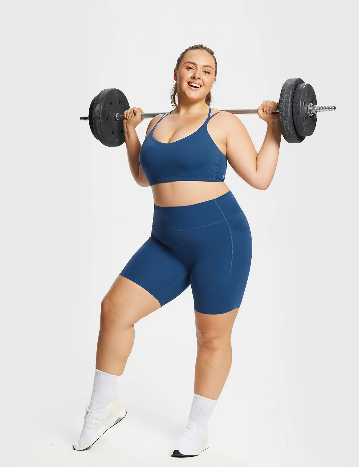 Freeleaf Cross-Strap Low-Impact Sports Bra