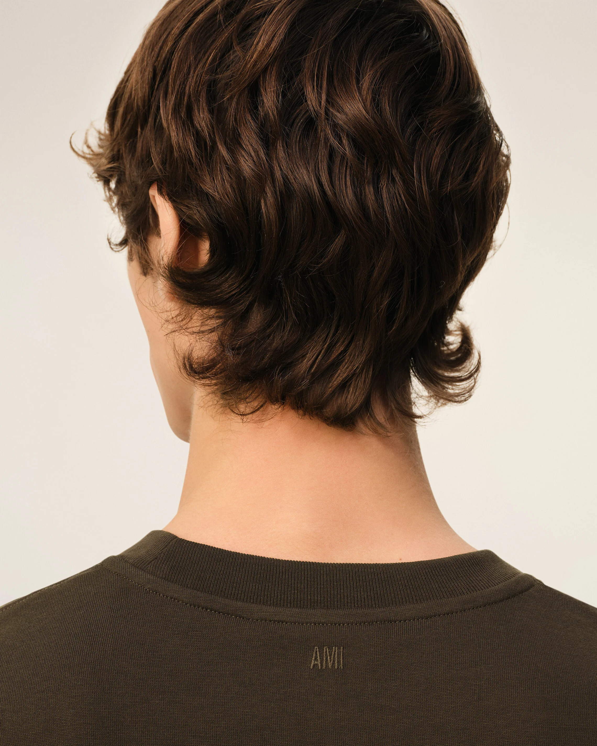 T-shirt With Golden Ami de Coeur Pin