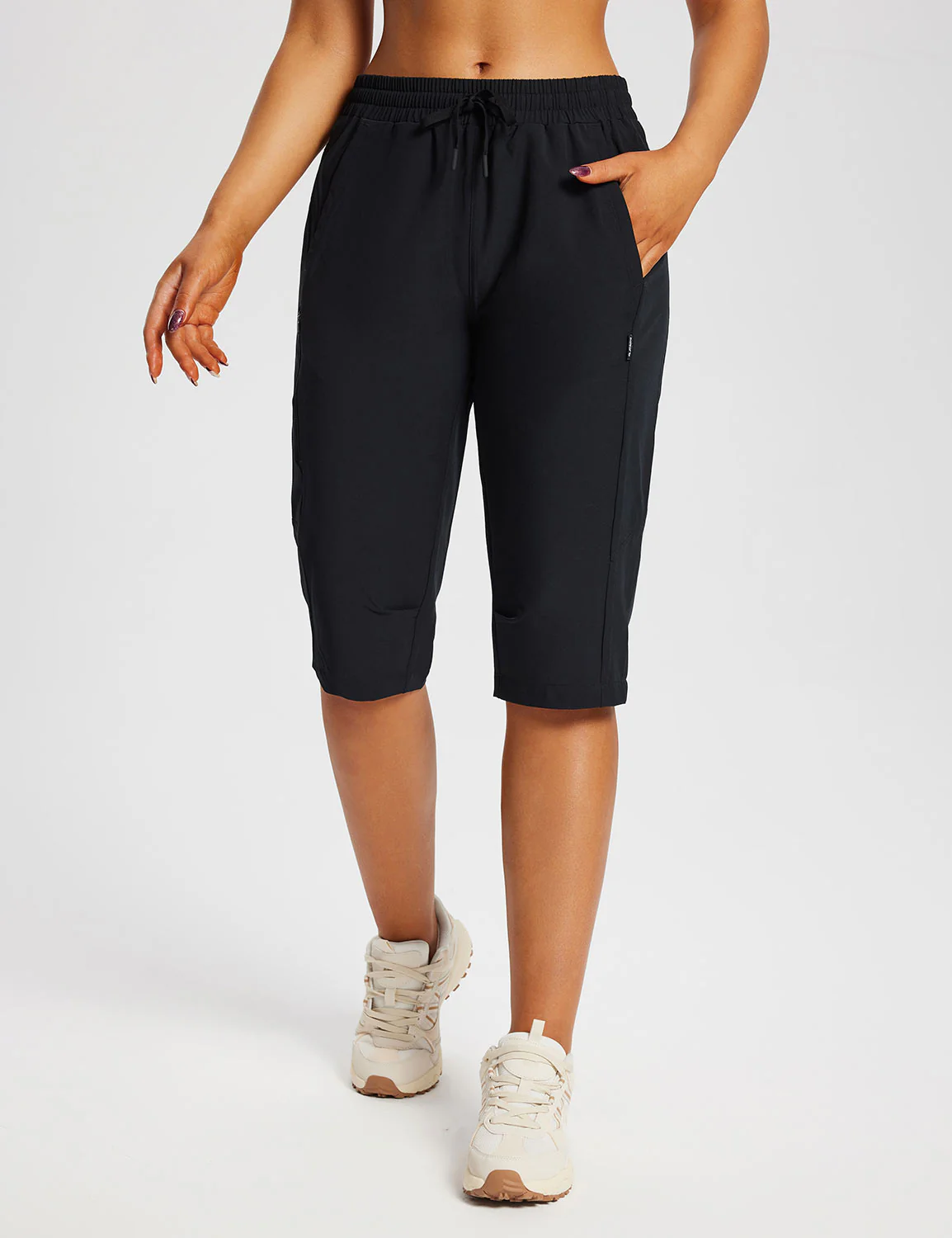 Laureate UPF50+ DWR Pocketed Capris