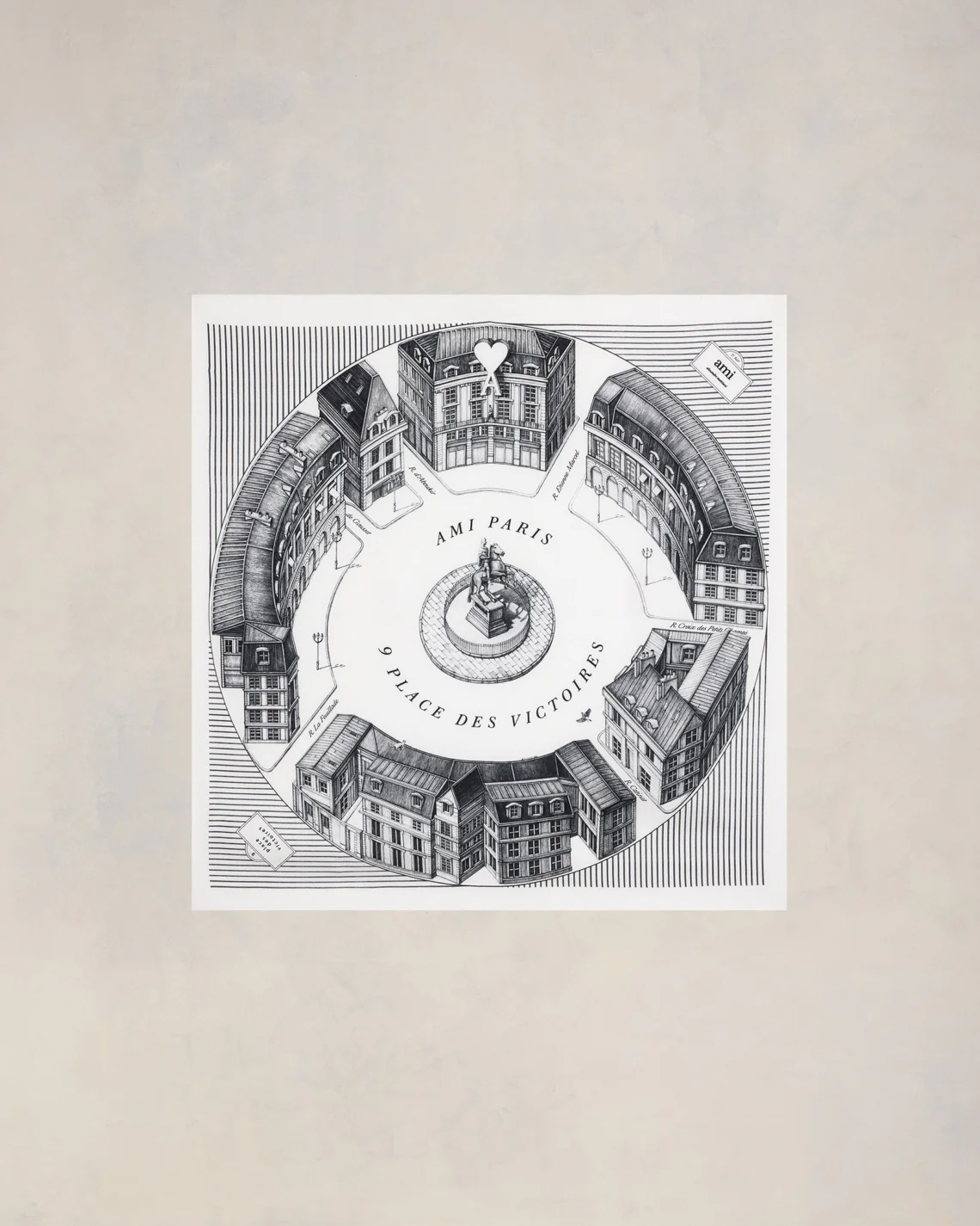 Place Des Victoires Scarf