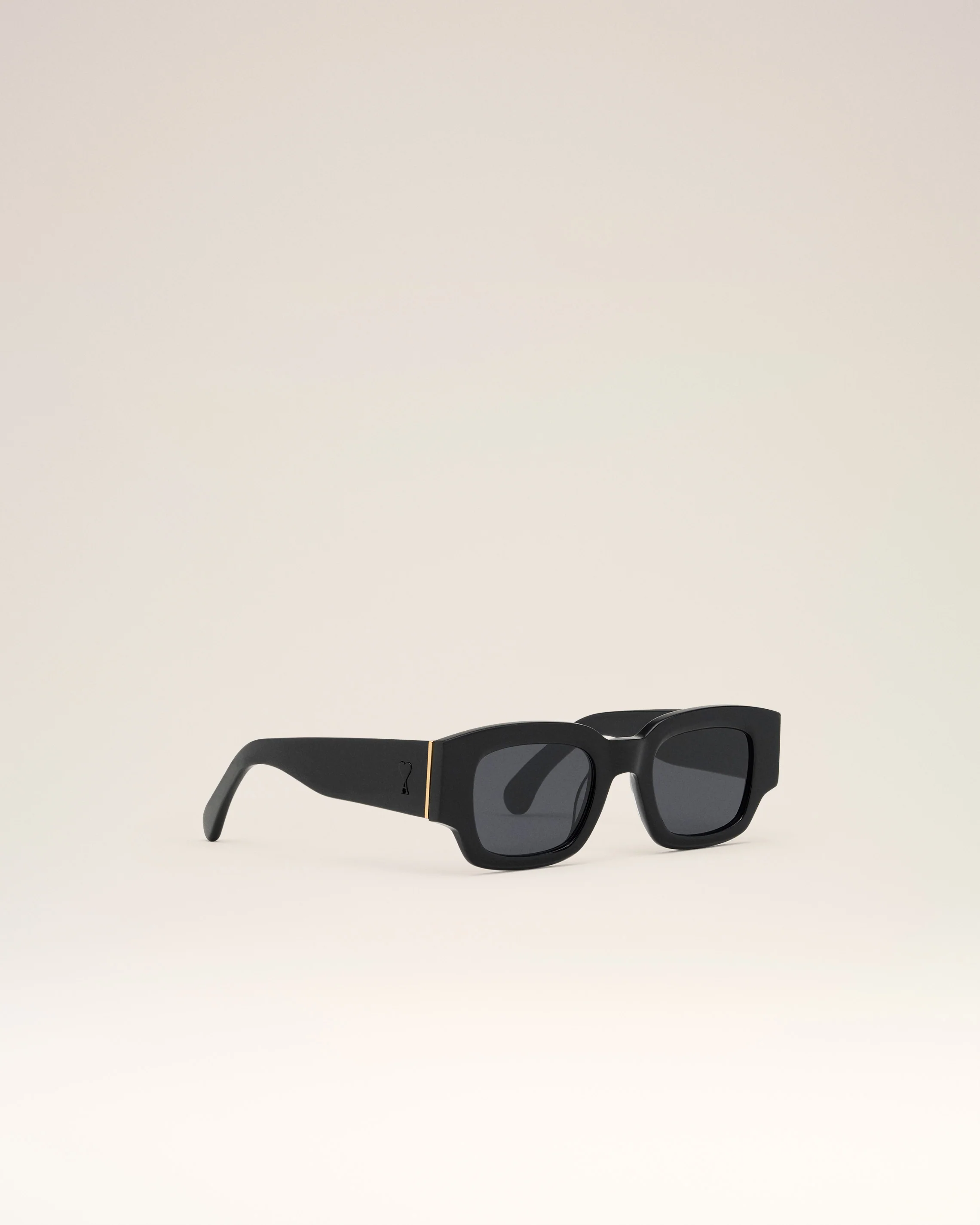 Black 75001 Sunglasses