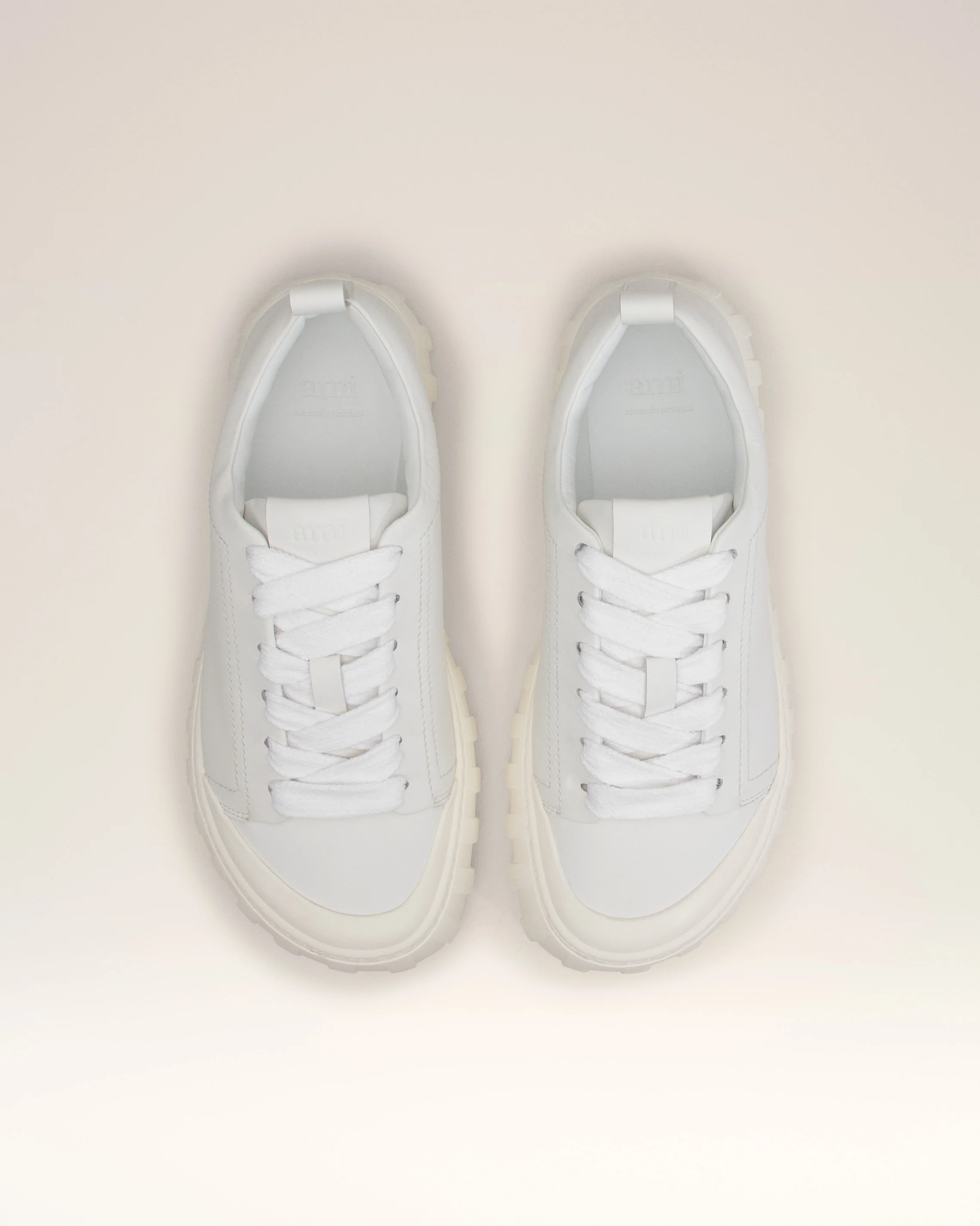 White Leather Low Top Tempo Sneakers