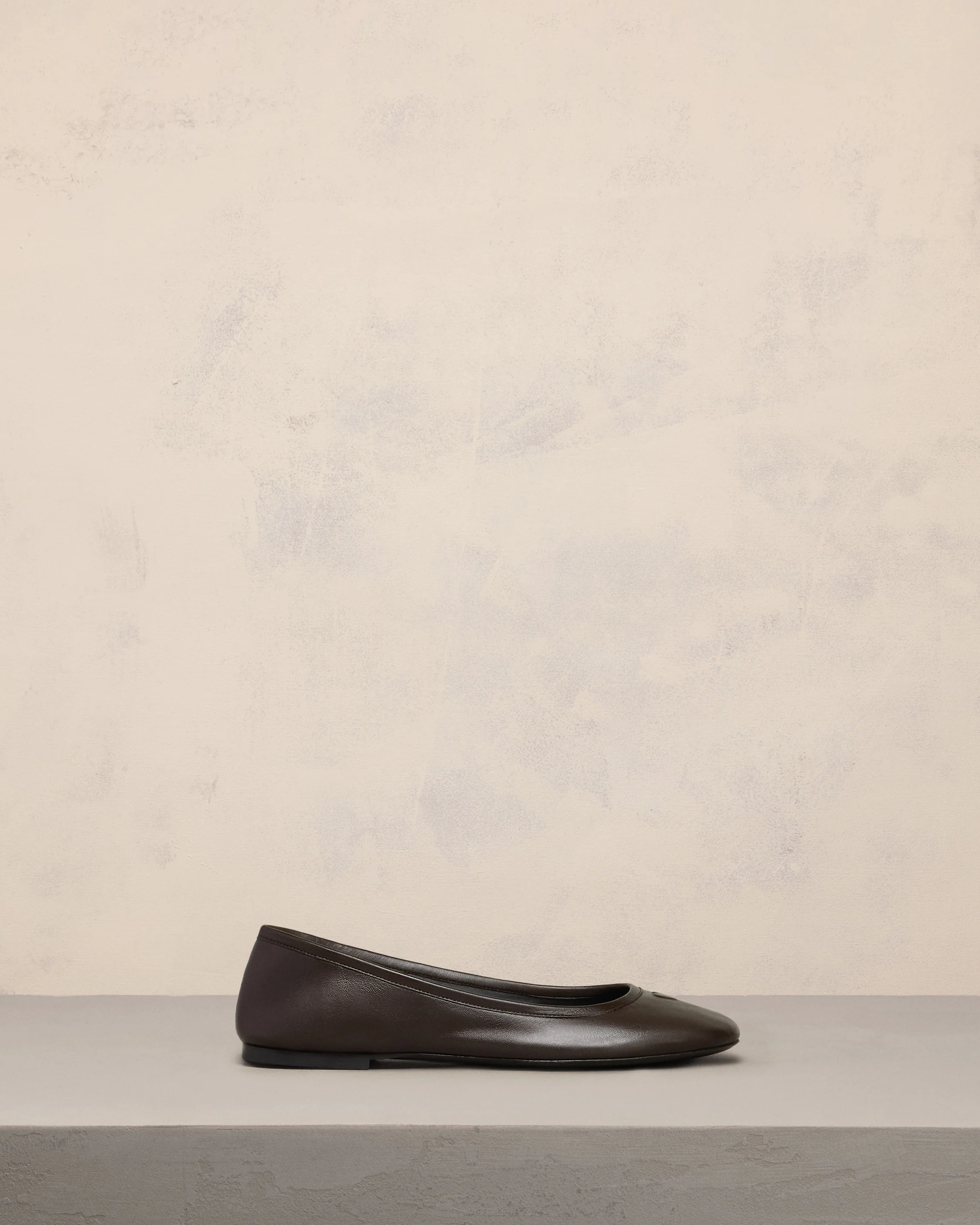 Round Toe Ami de Coeur Ballerinas