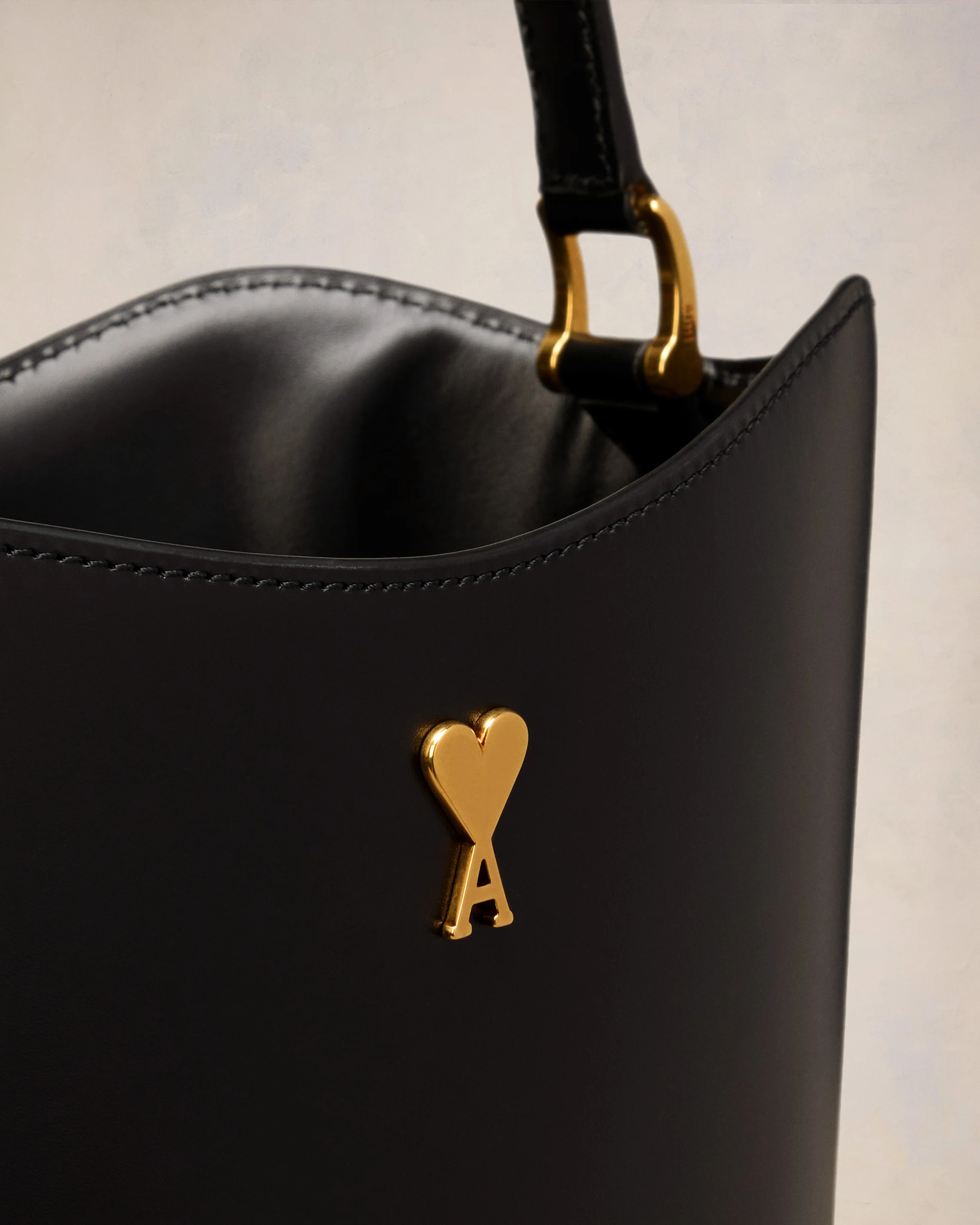 Paris Paris Bucket Bag