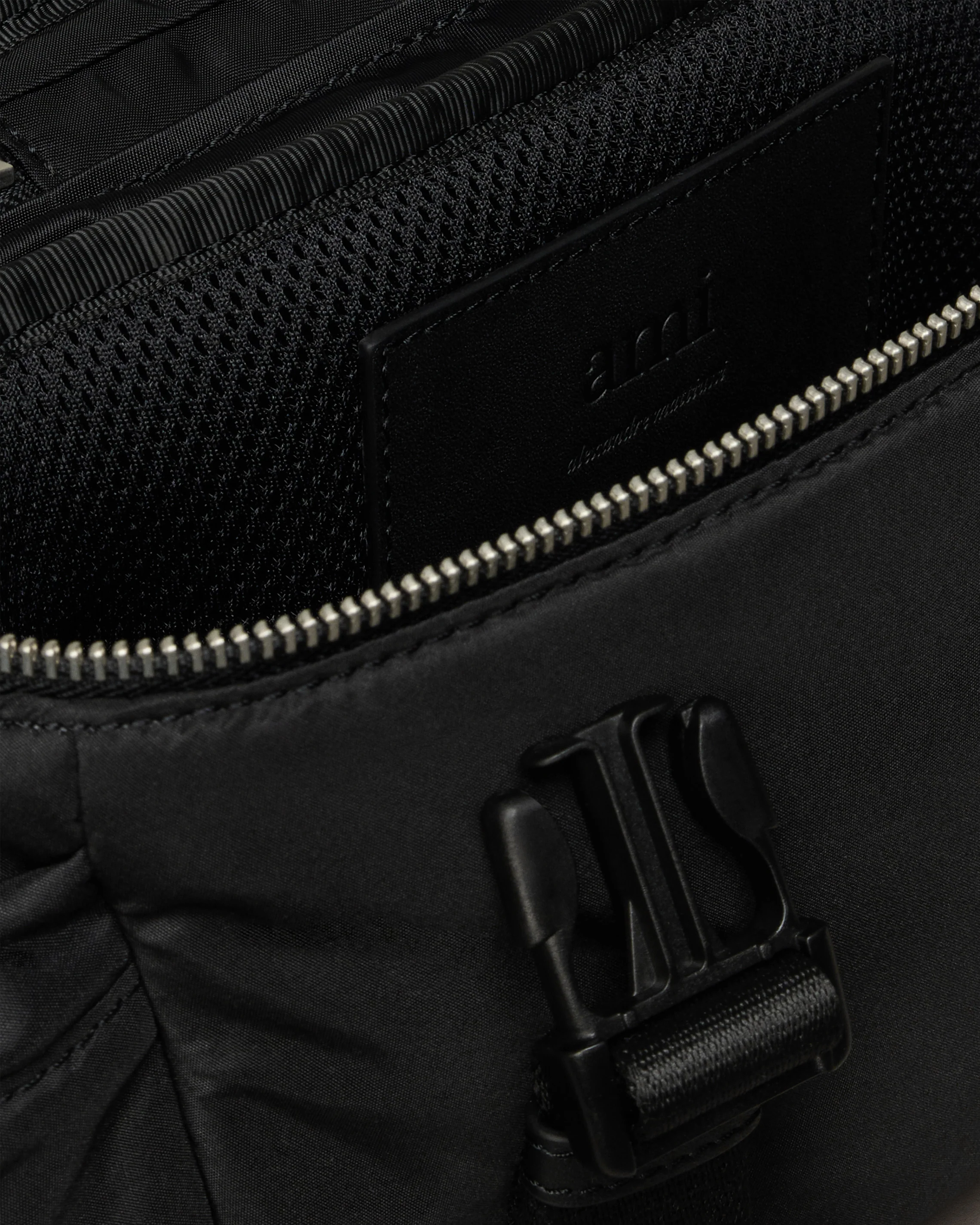 Ami de Coeur Messenger Bag