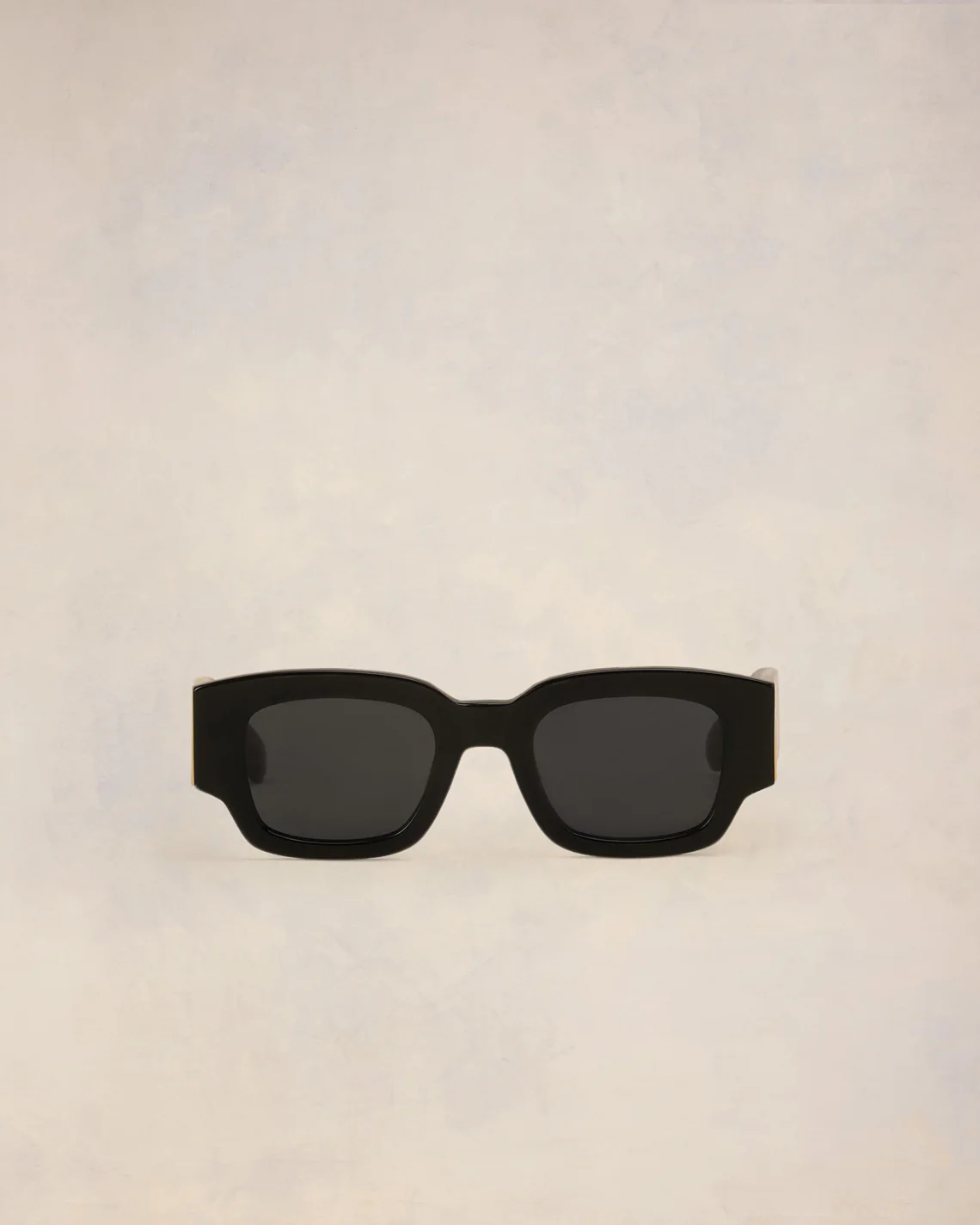 Classical Ami de Coeur Sunglasses