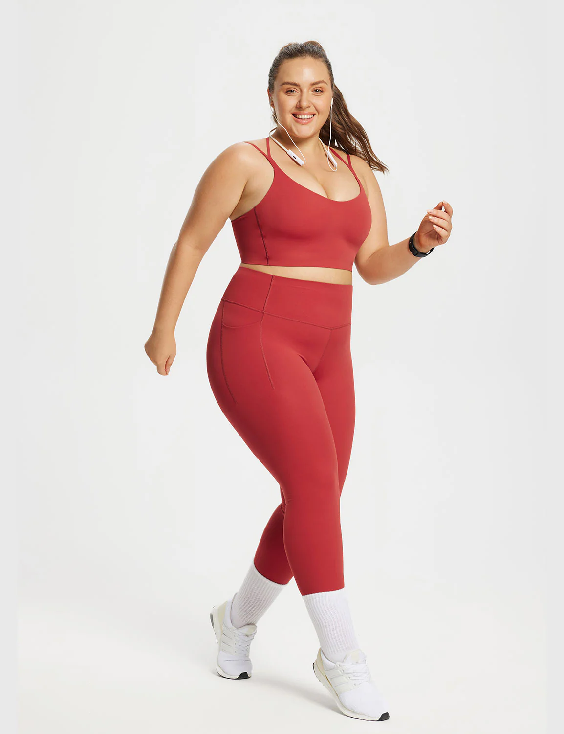 Freeleaf Cross-Strap Low-Impact Sports Bra