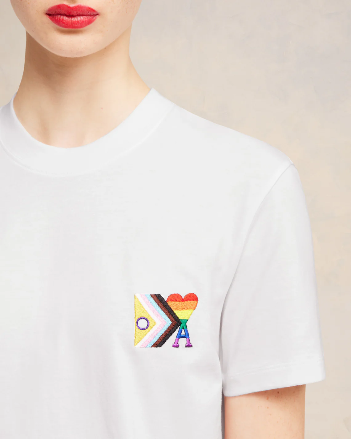 Rainbow Ami de Coeur Classic Fit T-shirt