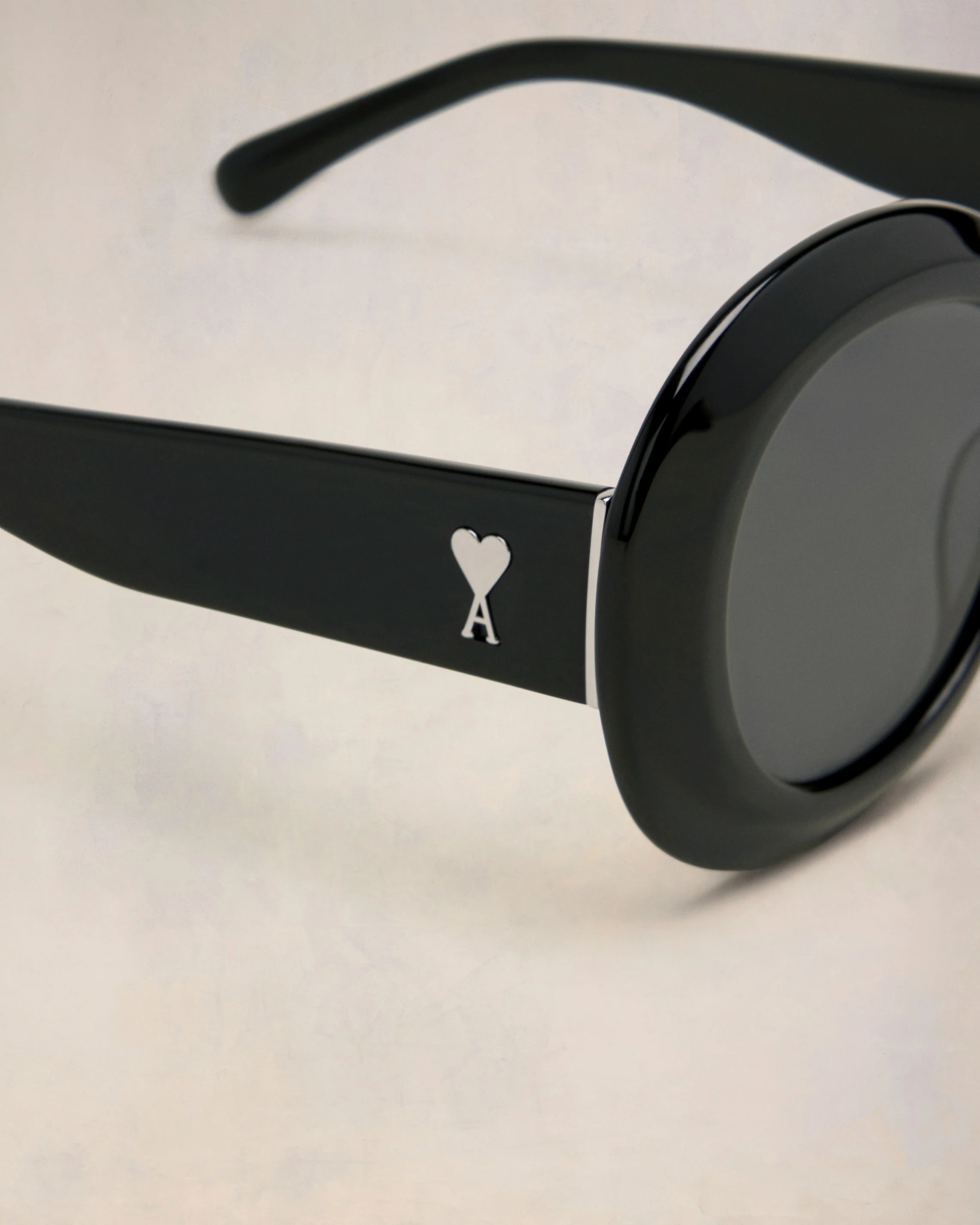 Rounded Ami de Coeur Sunglasses