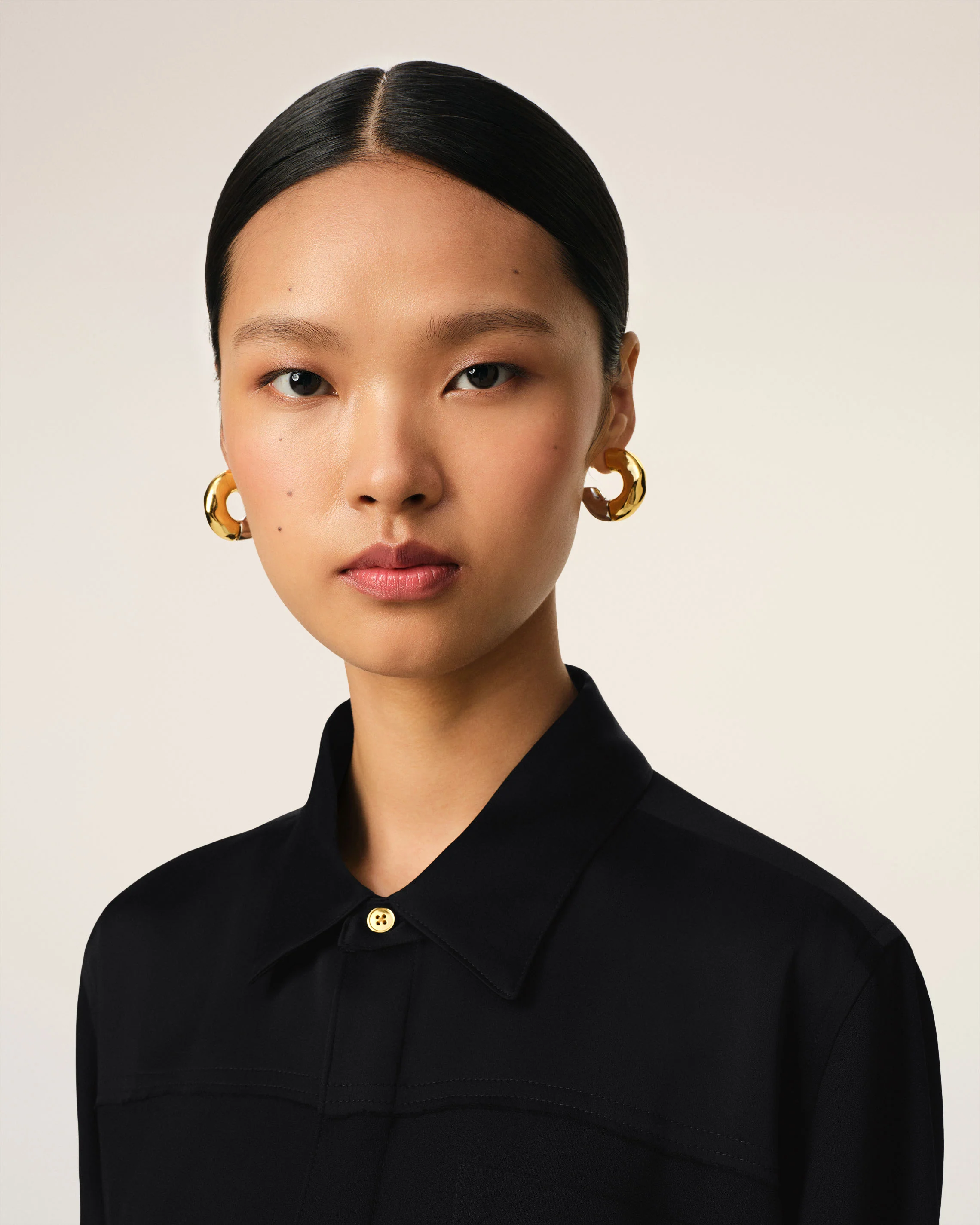 Black Contrasted Top Long Sleeve Shirt