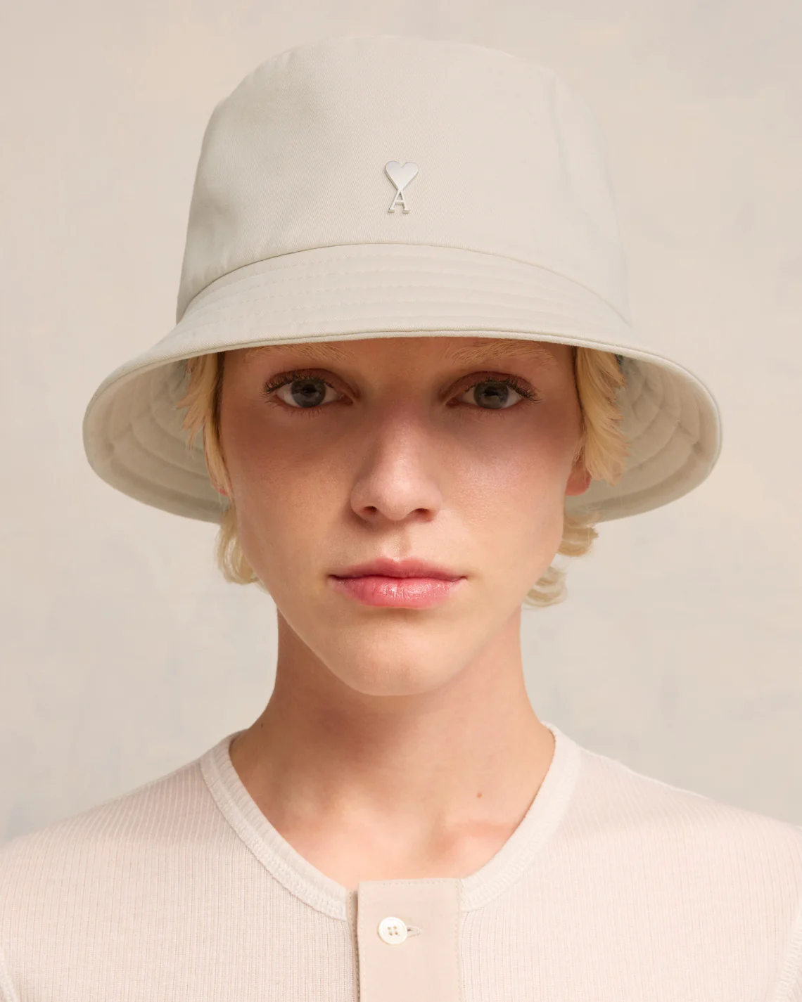 Ami de Coeur Stud Bucket Hat