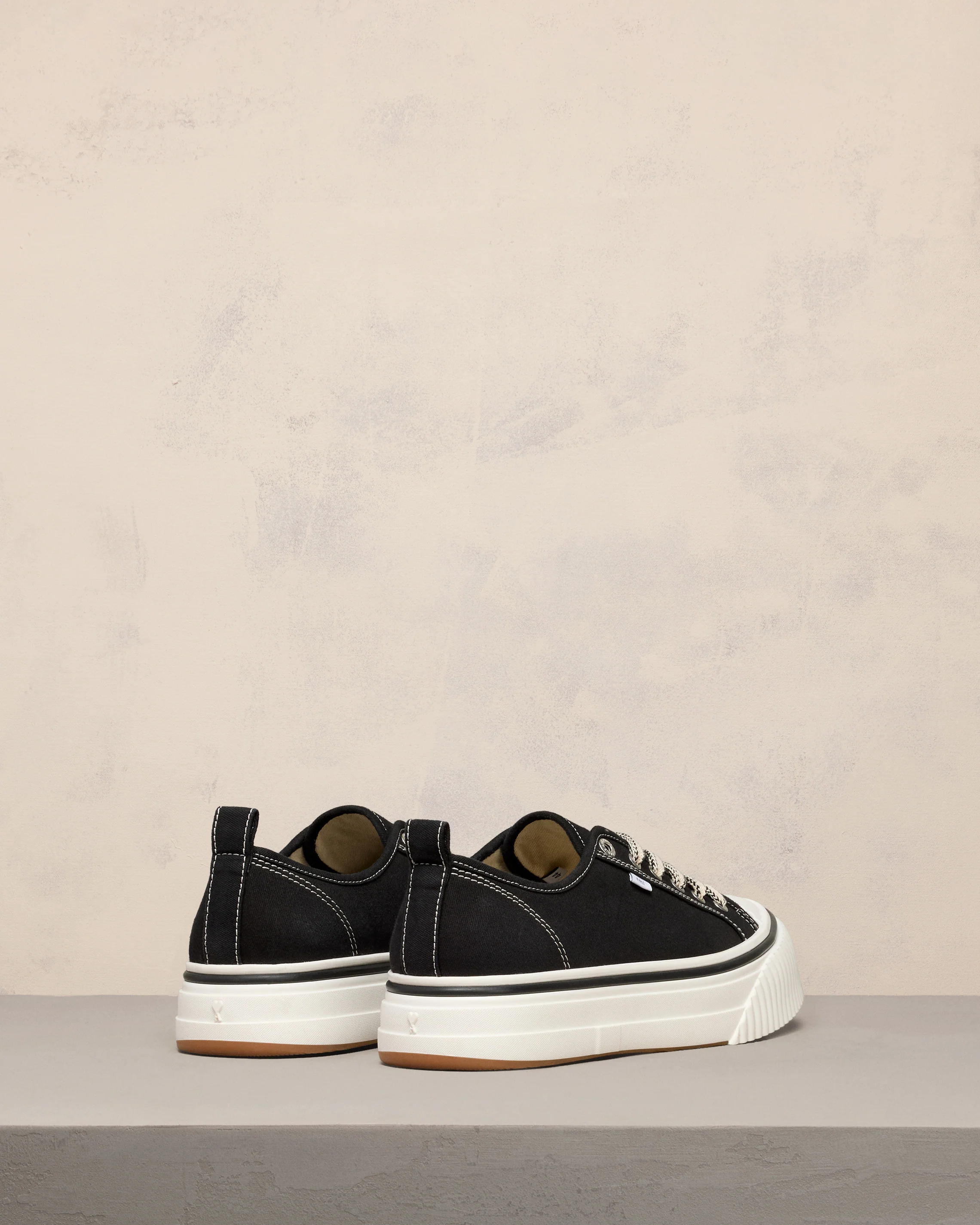 Low Top Ami SN1980 Sneakers