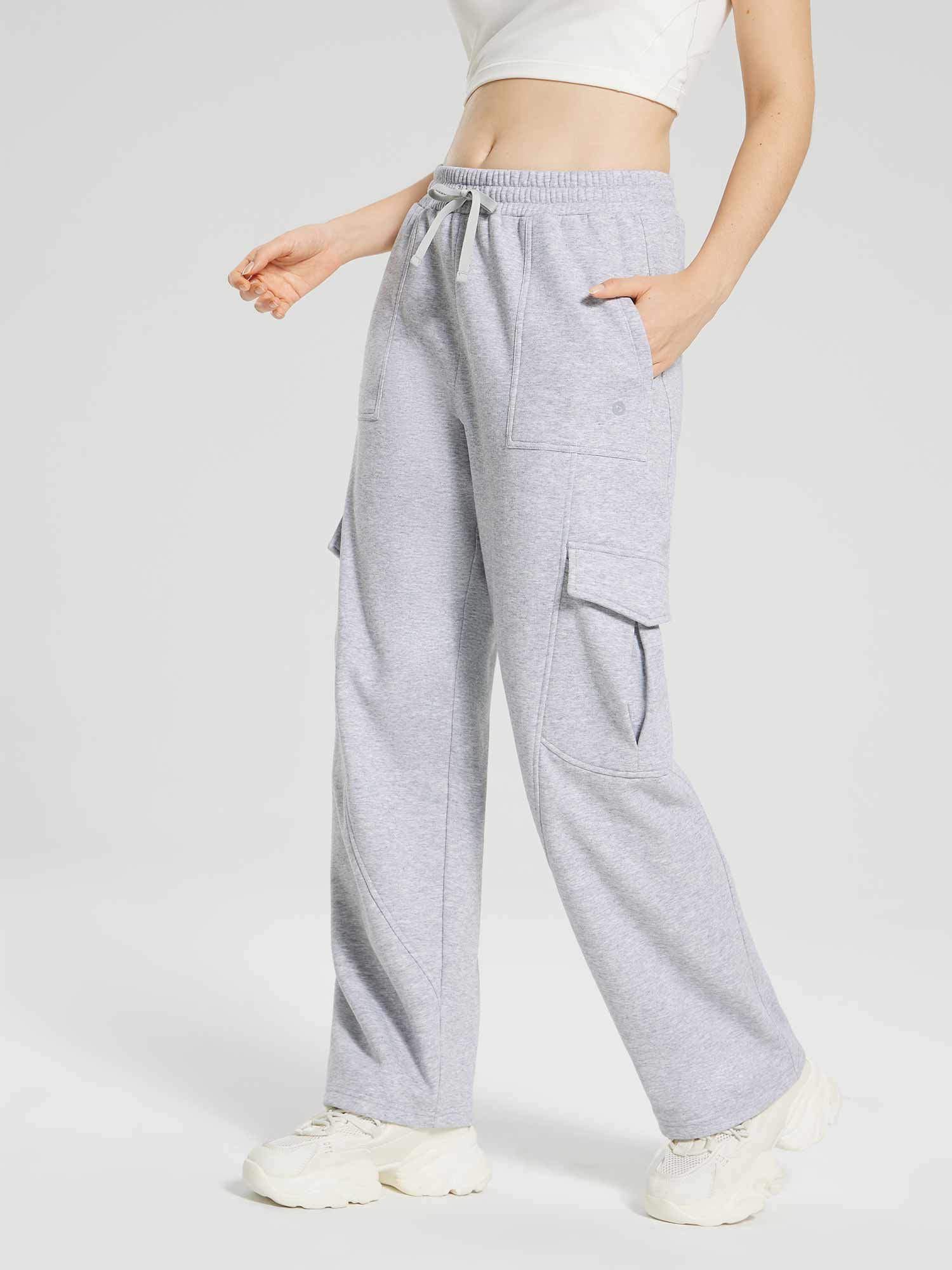 Evergreen Fleece Multi-Pocket Cargo Pants