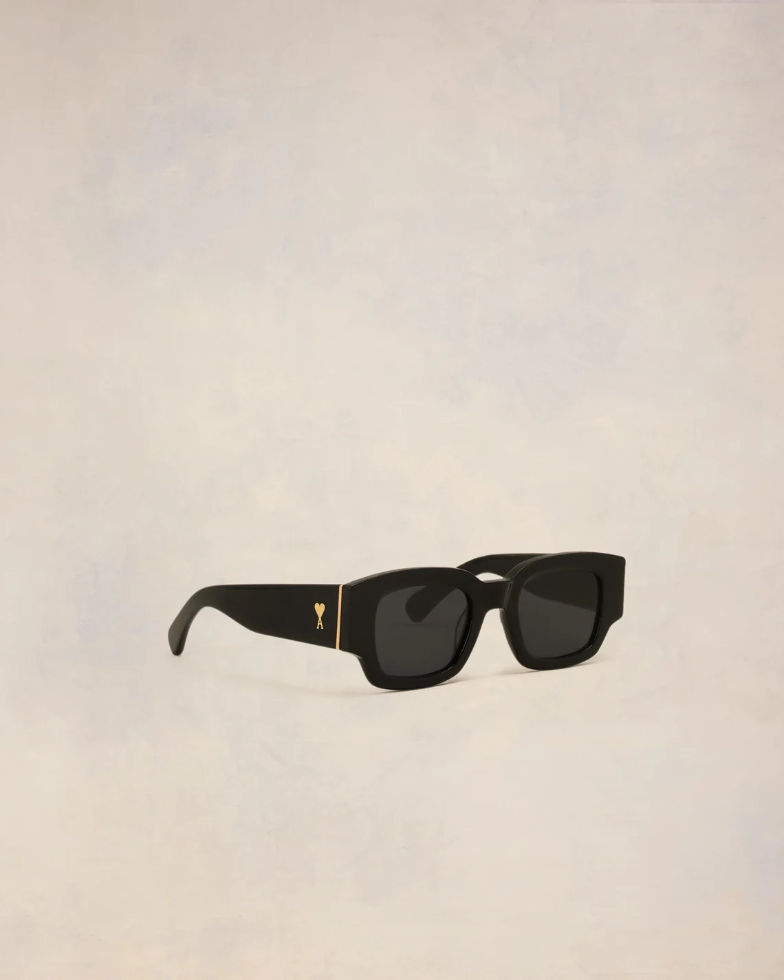 Classical Ami de Coeur Sunglasses