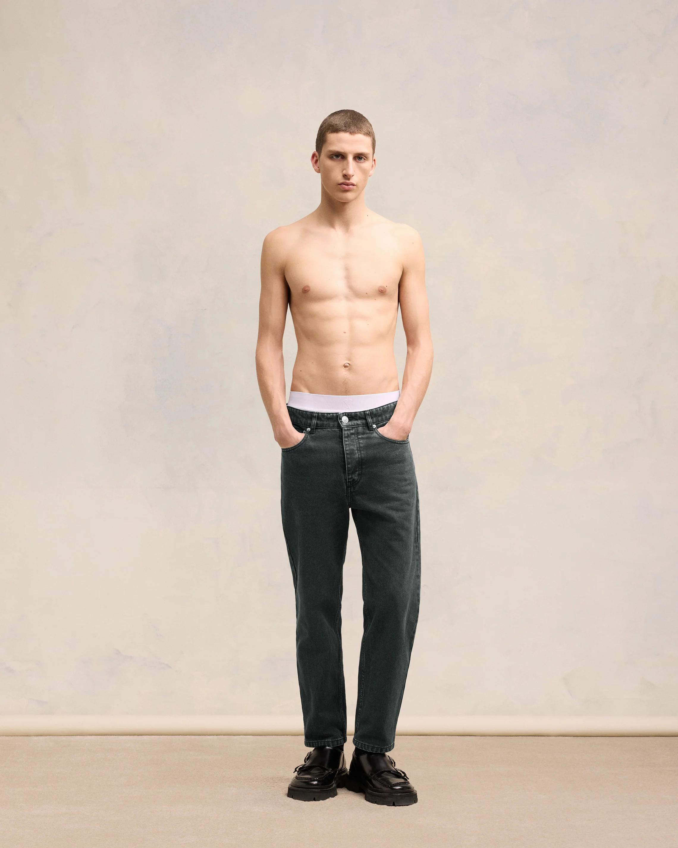 Tapered Fit Jeans