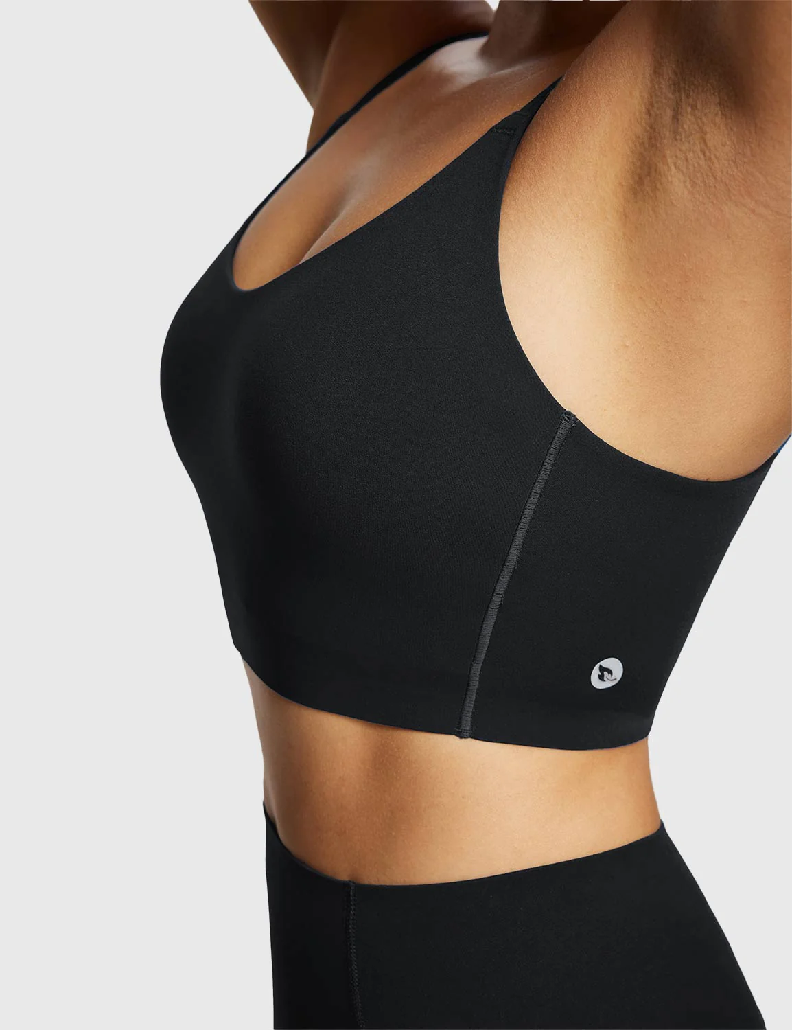 Freeleaf Cross-Strap Low-Impact Sports Bra