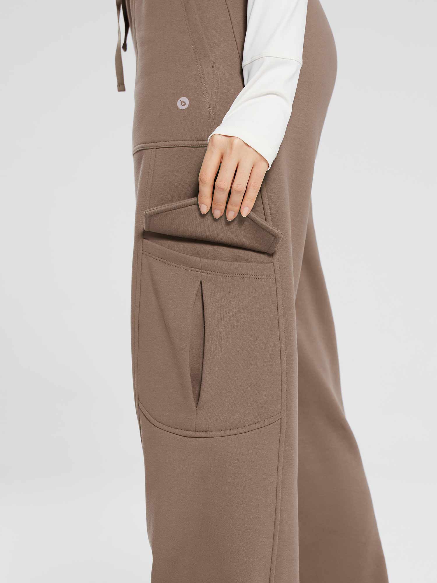 Evergreen Fleece Multi-Pocket Cargo Pants