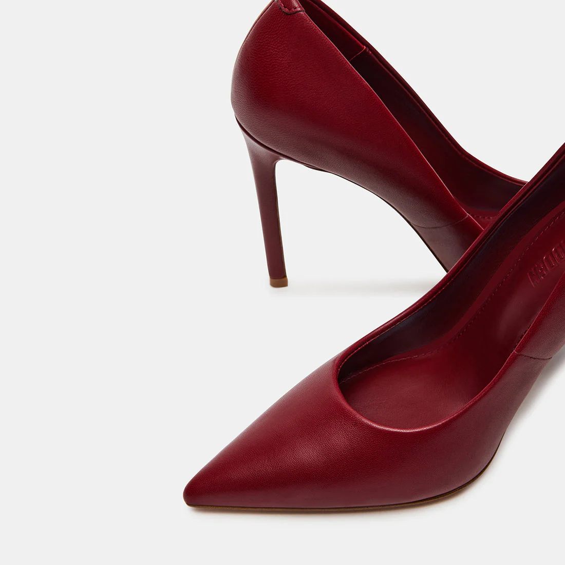 THRIVE BURGUNDY LEATHER