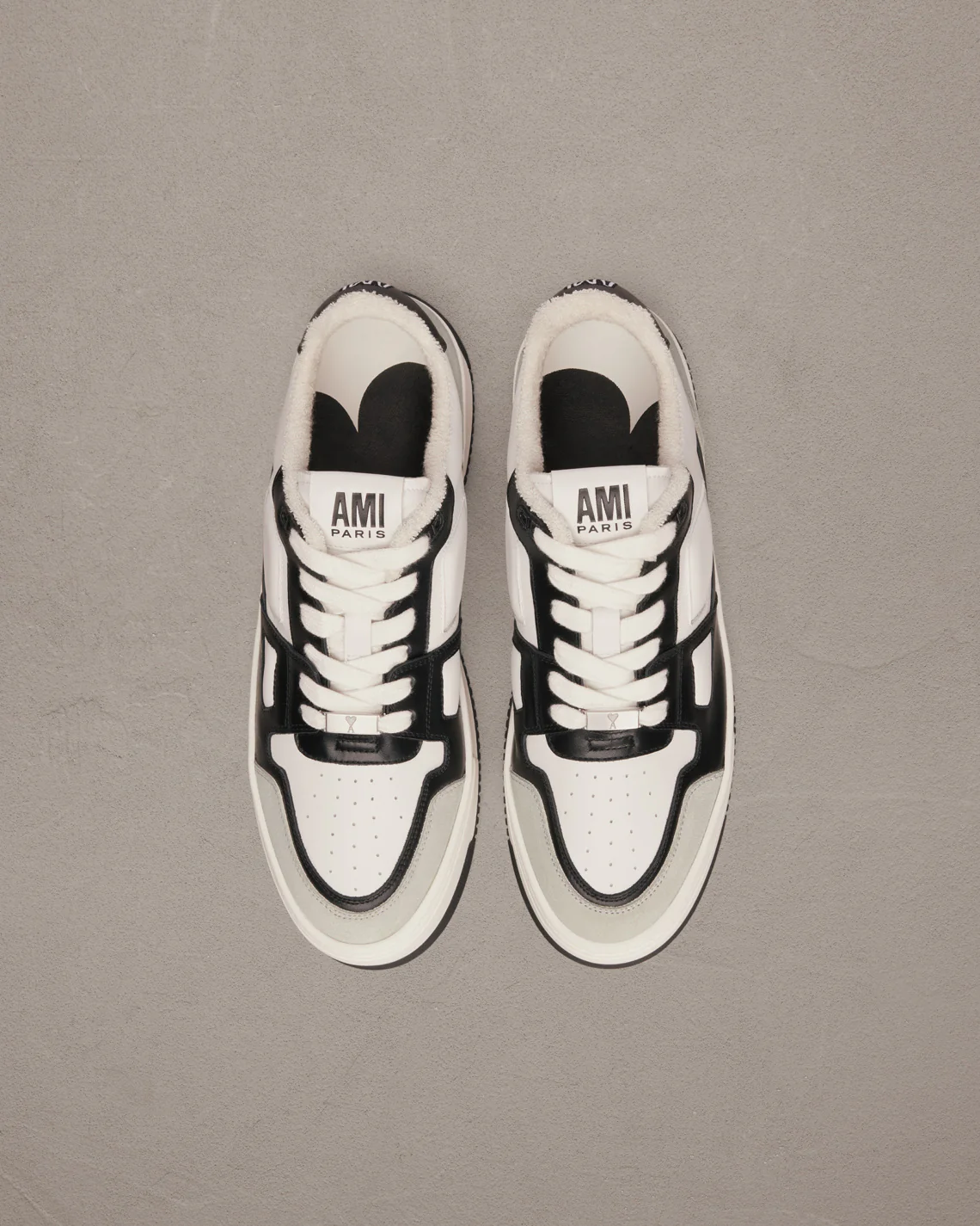 Low Top Ami Arcade Sneakers