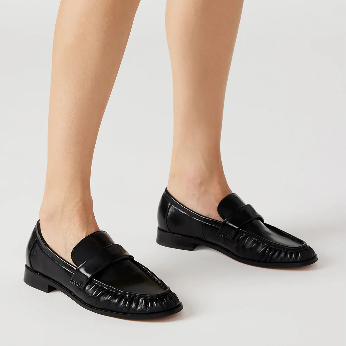 RIDLEY BLACK LEATHER