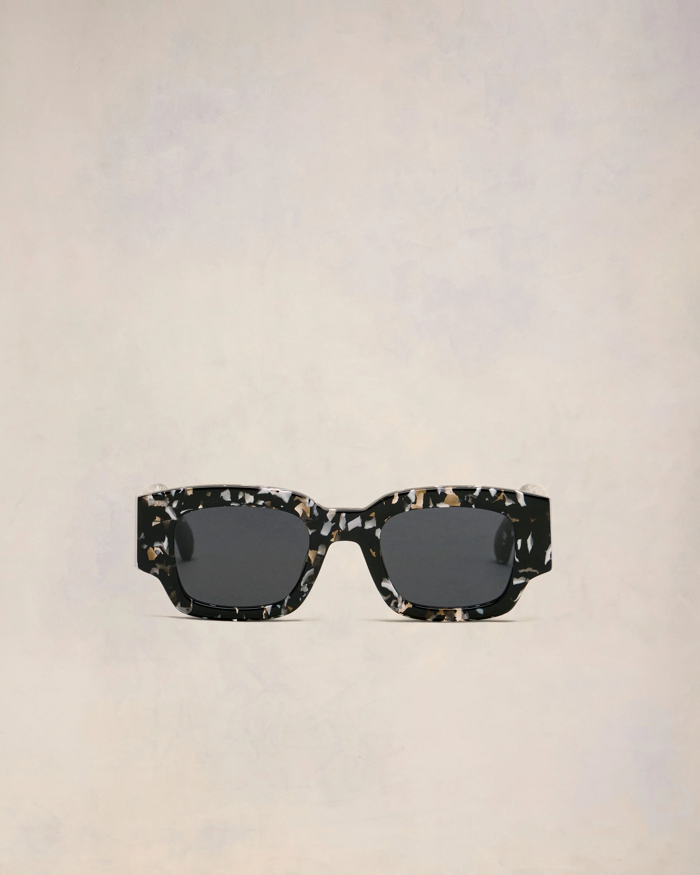 Classical Ami de Coeur Sunglasses