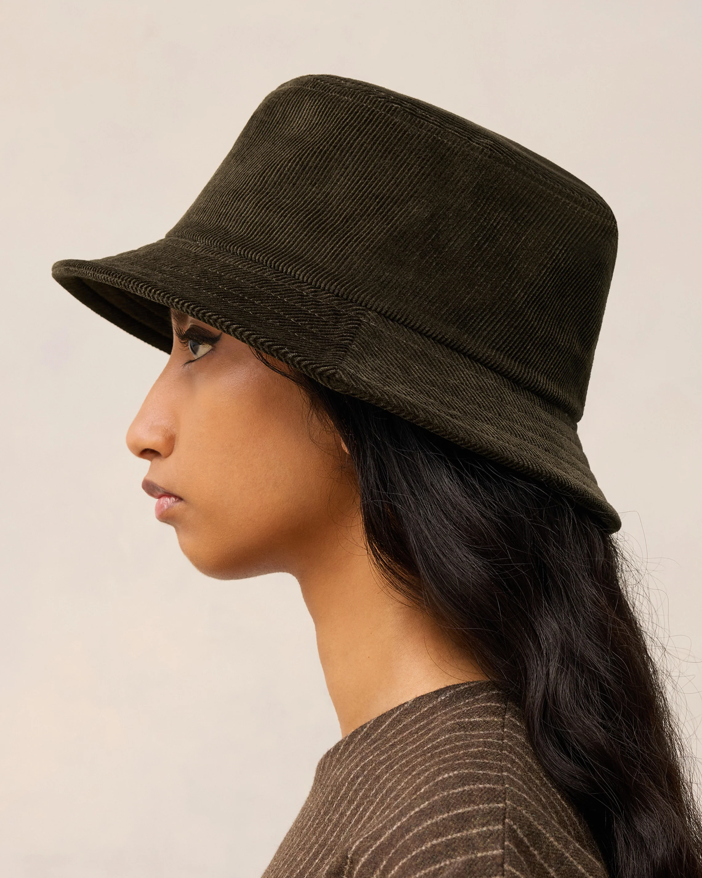 Tonal Ami de Coeur Embroidery Bucket Hat