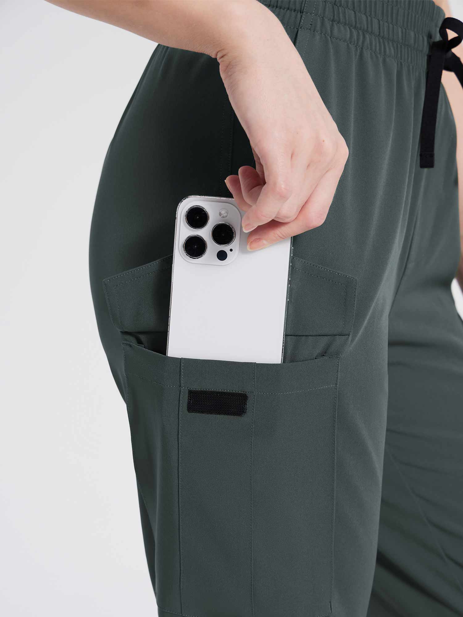 Laureate Utility Big Pocket Straight-Leg Pants