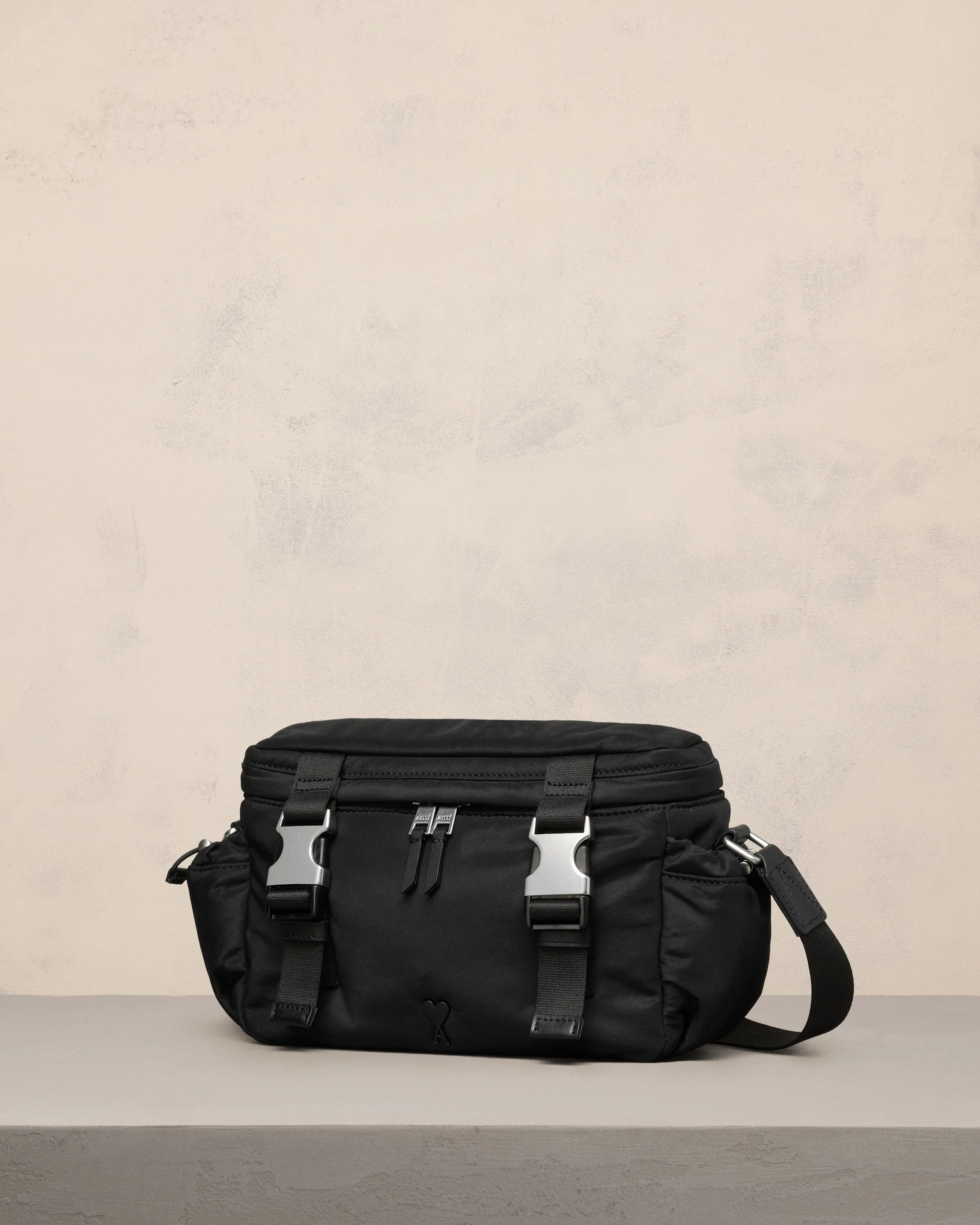 Ami de Coeur Messenger Bag