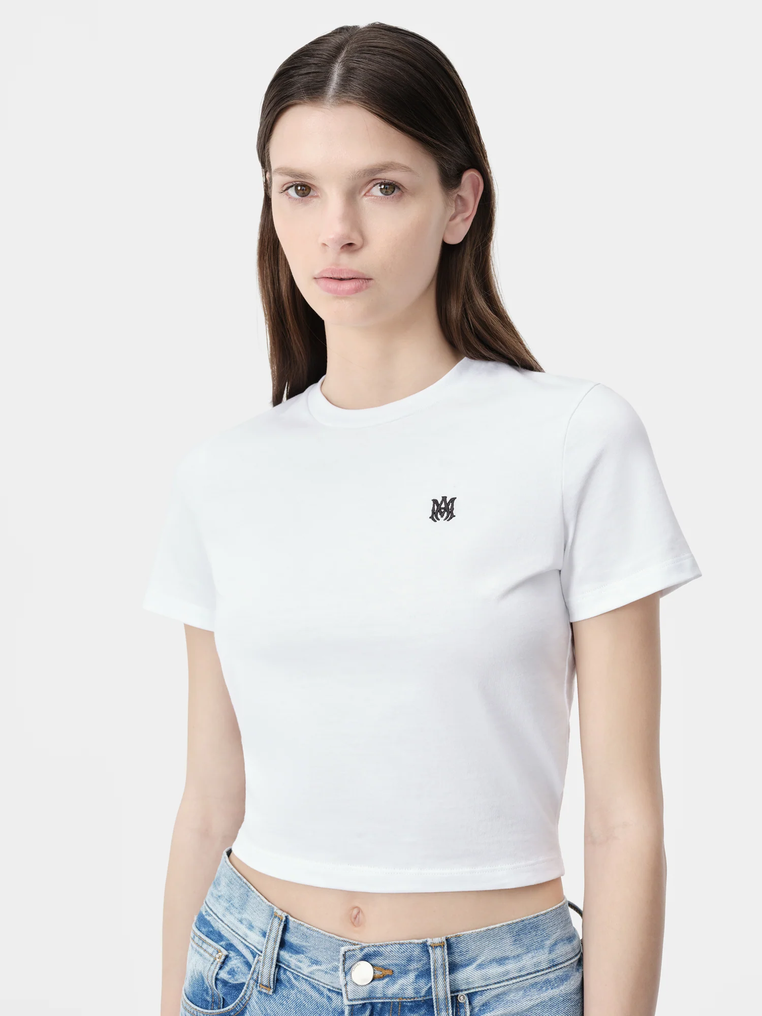 WOMEN - WOMEN'S MA EMBROIDERED BABY TEE - White