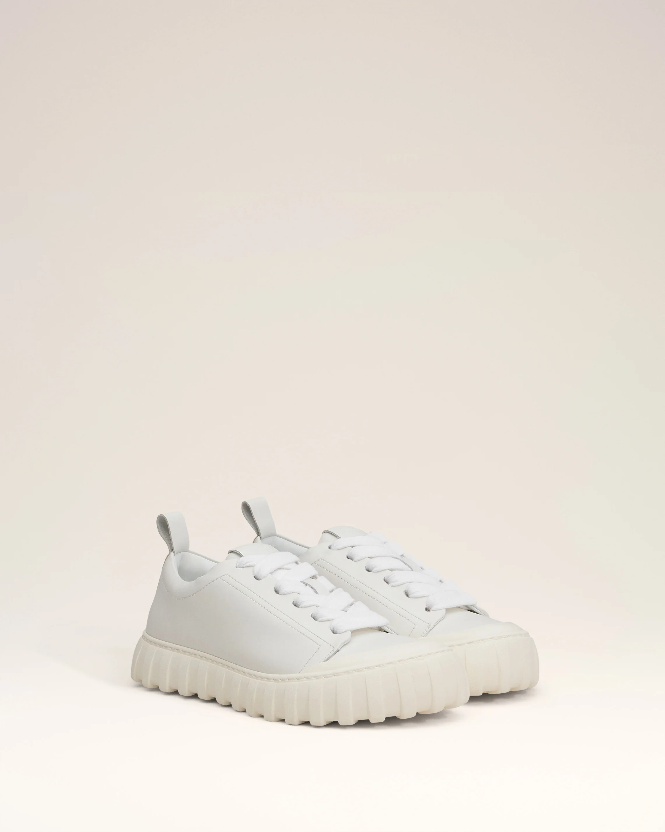White Leather Low Top Tempo Sneakers