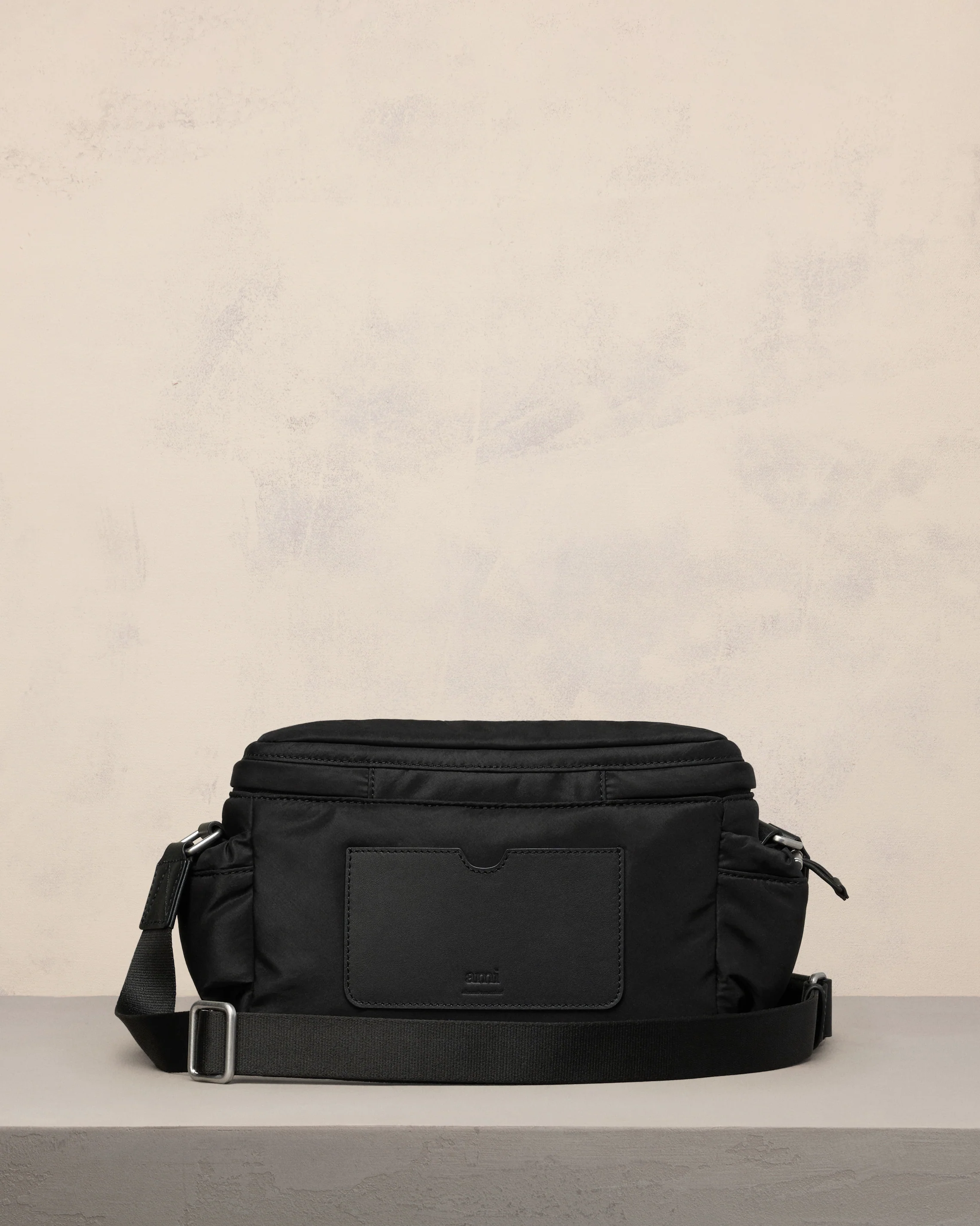 Ami de Coeur Messenger Bag