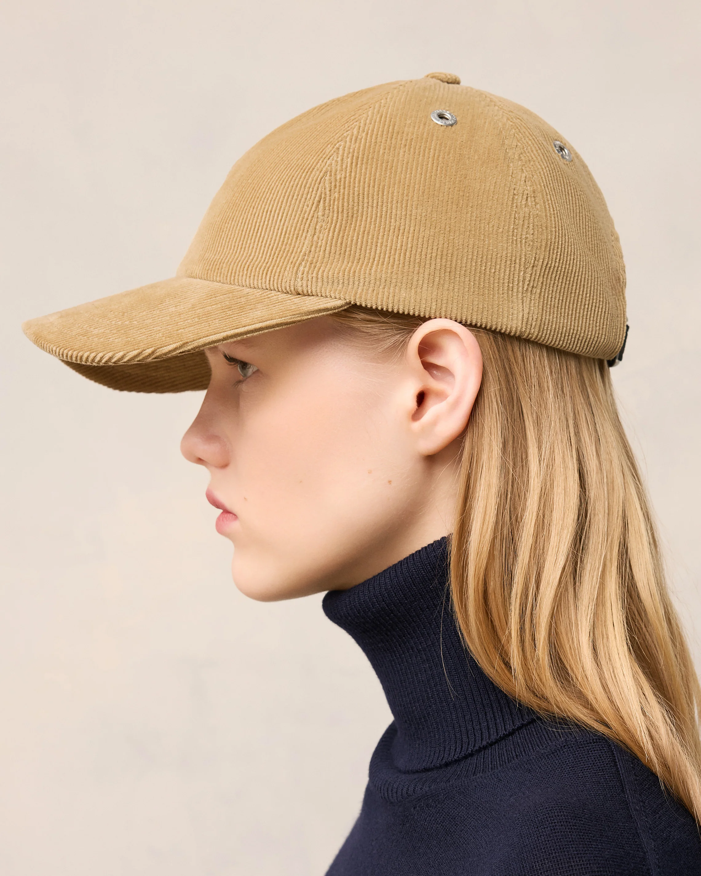 Tonal Ami de Coeur Embroidery Cap