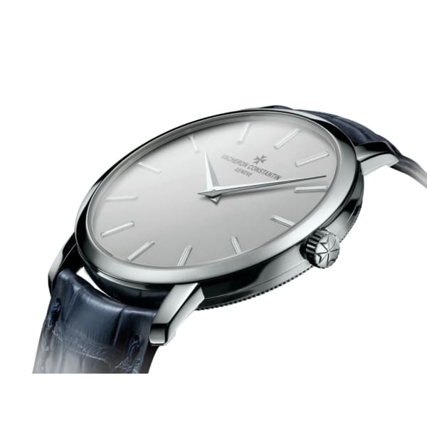 VACHER@N C@NSTANTIN Traditionnelle Self-Winding Ultra-Thin Ref. # 43076/000P-9875