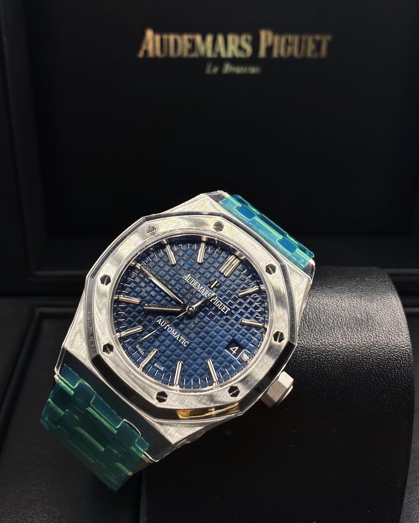 AUDEM@RS P!GUET Royal Oak Selfwinding Blue dial, 37mm, Stainless steel, 15450ST.OO.1256ST.03