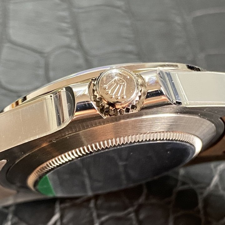 Explorer II Multiple dial options 42mm - Orolen