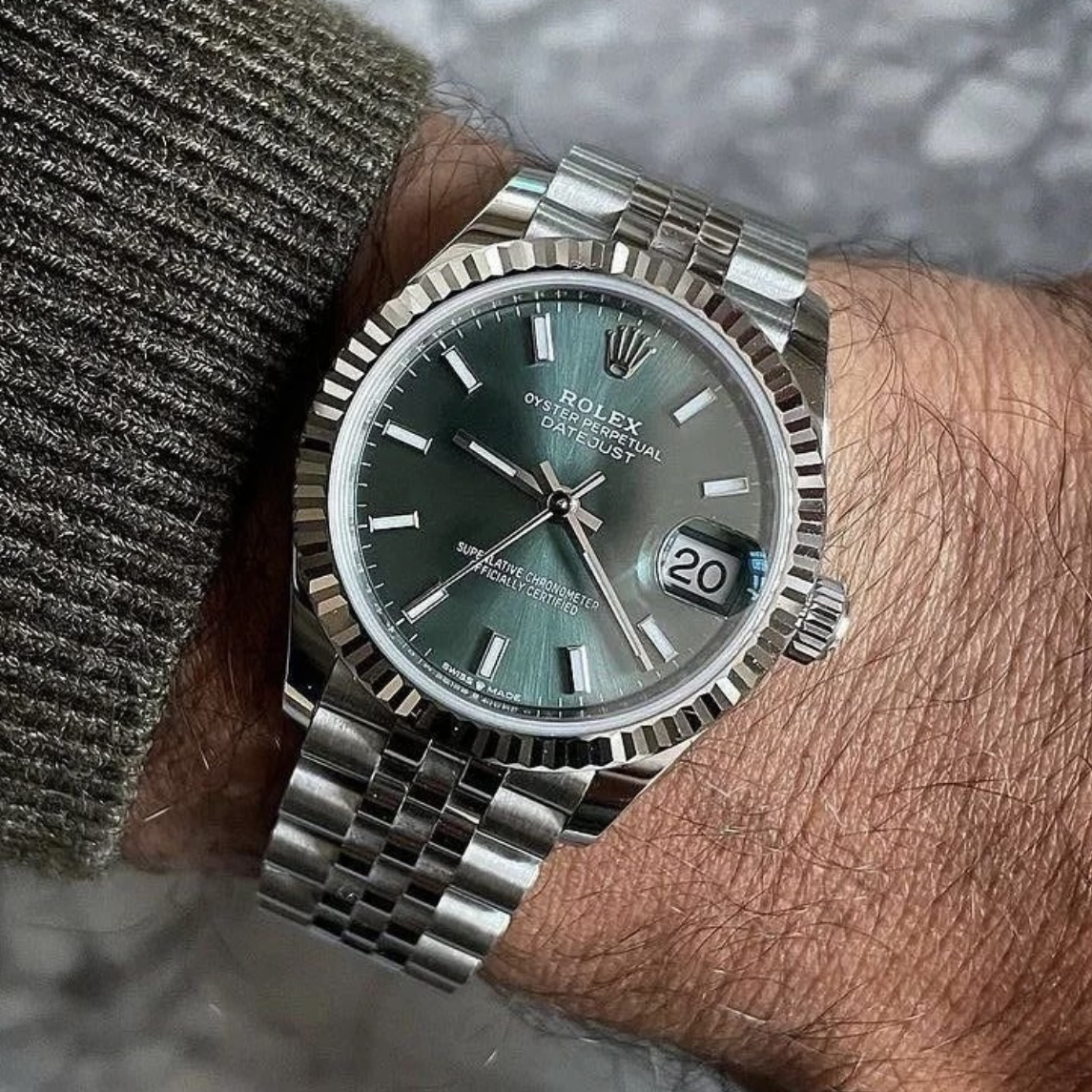 Rolex Datejust 41'Mint Green' 126334 Steel & White Gold - Orolen