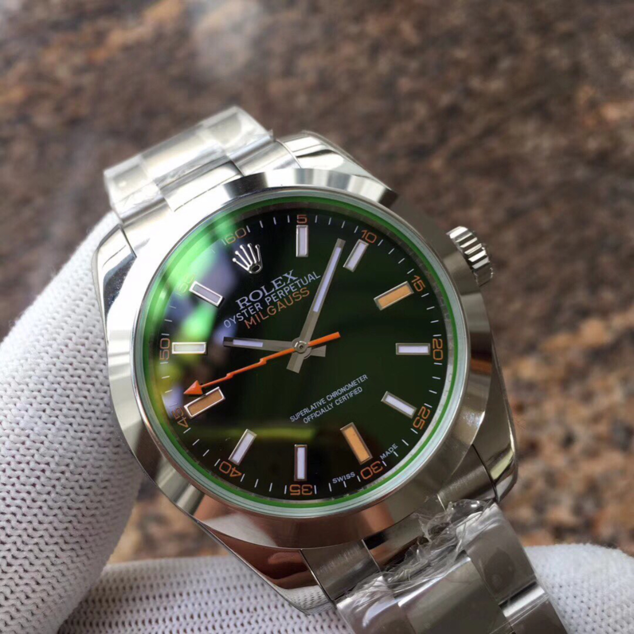 Rolex Oyster Perpetual Milgauss 116400gv Series - Orolen