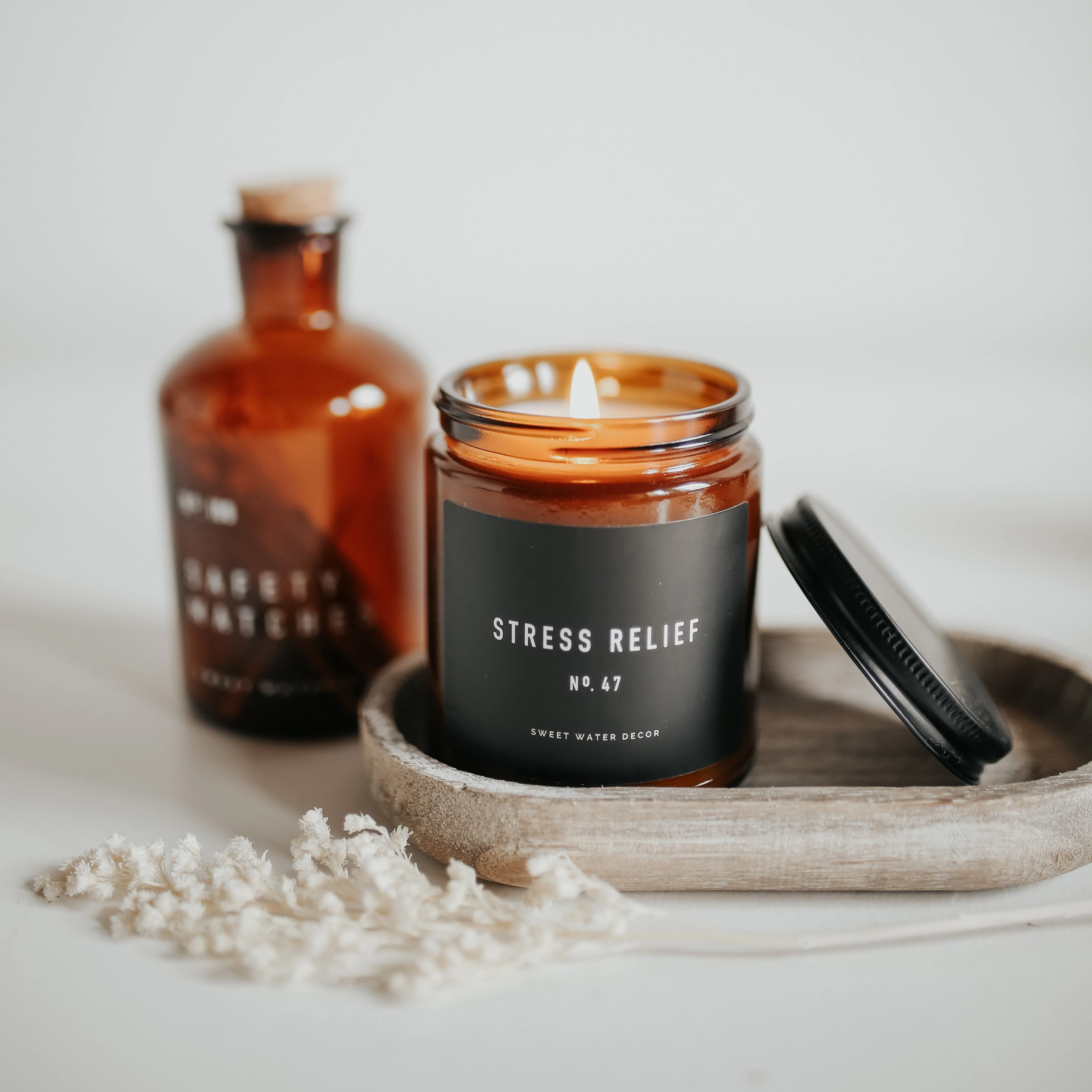 White Tip Medium Amber Apothecary Safety Matches - 100 Count, 3