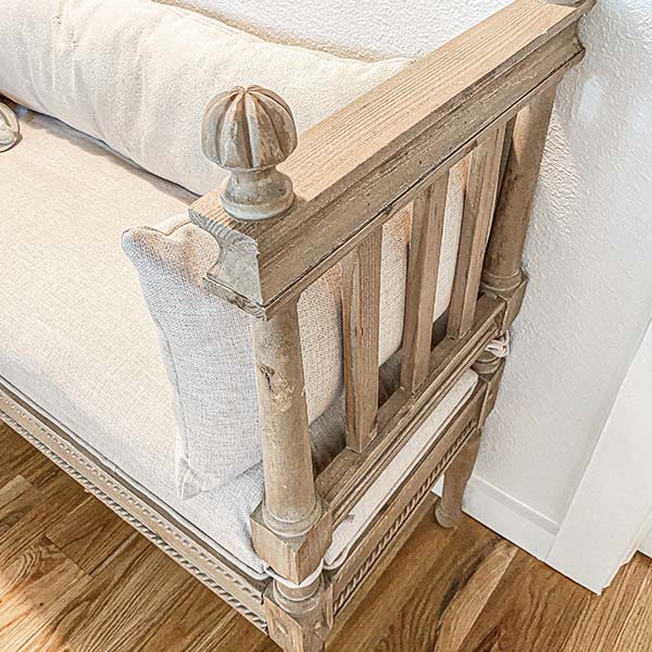 Traditional Cushioned Bench with Arms