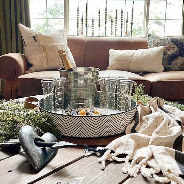 Modern Farmhouse Trays with Leather Handles, Set of 2